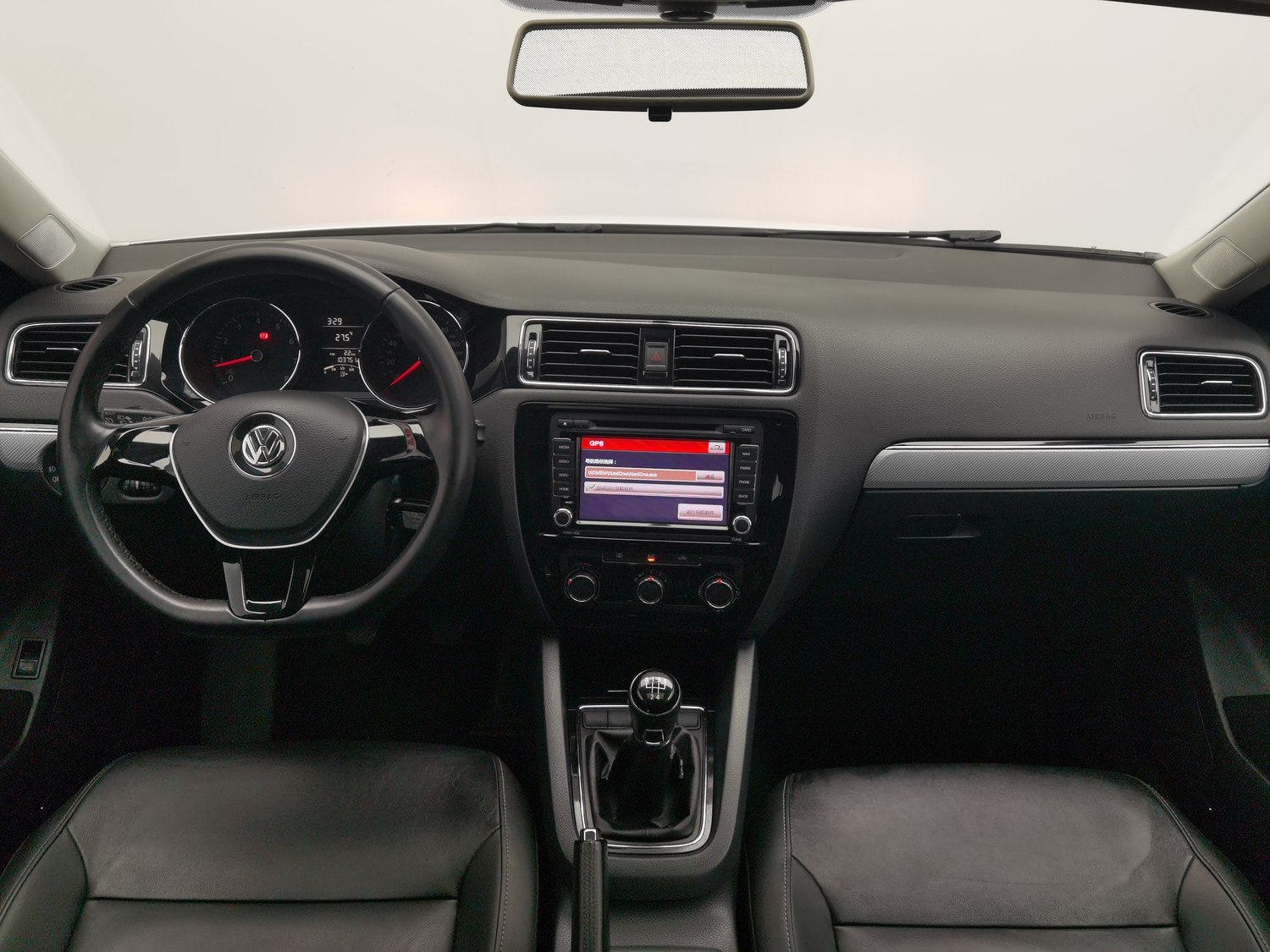 Used Volkswagen Sagitar 2015 1.6 MT