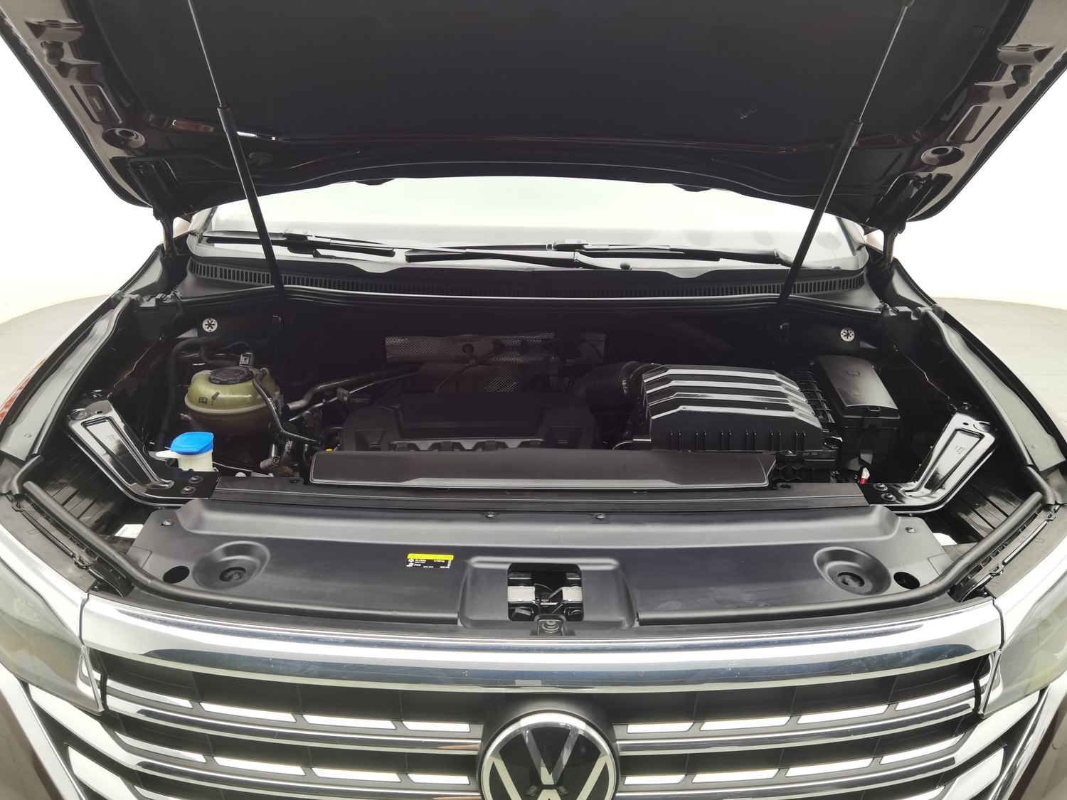 Used Volkswagen Viloran 2020 2.0 AT