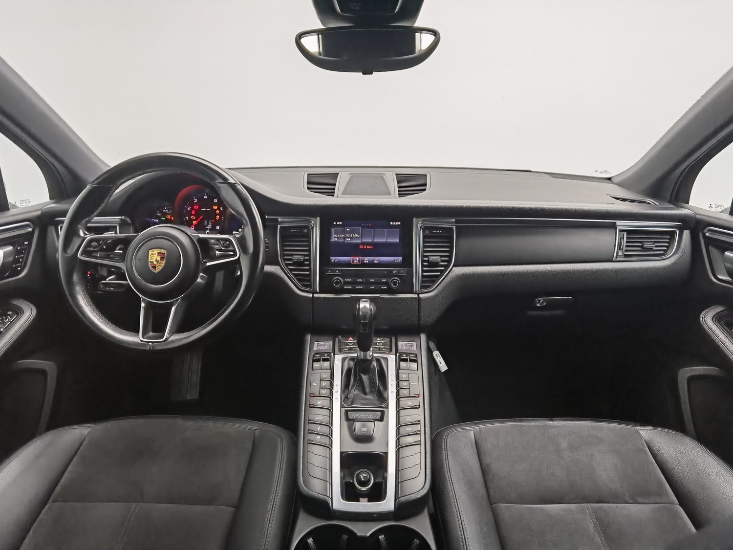 Used Porsche Macan 2017 2.0 AT