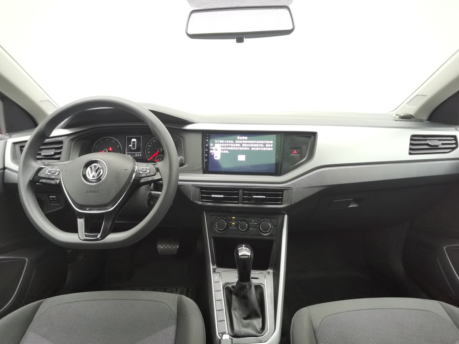 Used Volkswagen Polo 2019 1.5 AT