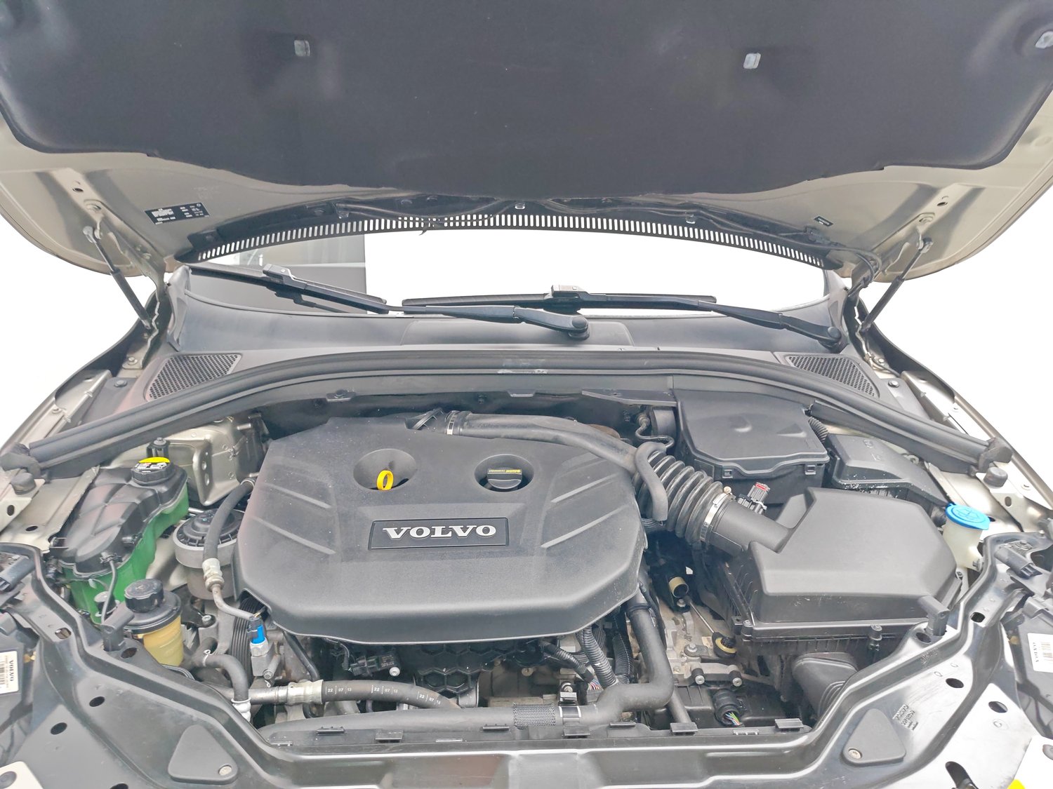 Used Volvo XC60 (Import) 2014 2.0 AT