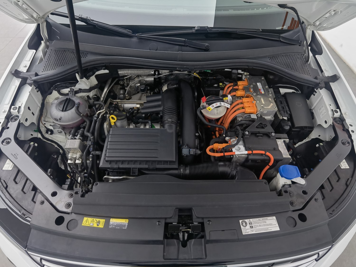 Used Volkswagen Tiguan L NEV 2023 1.4 AT