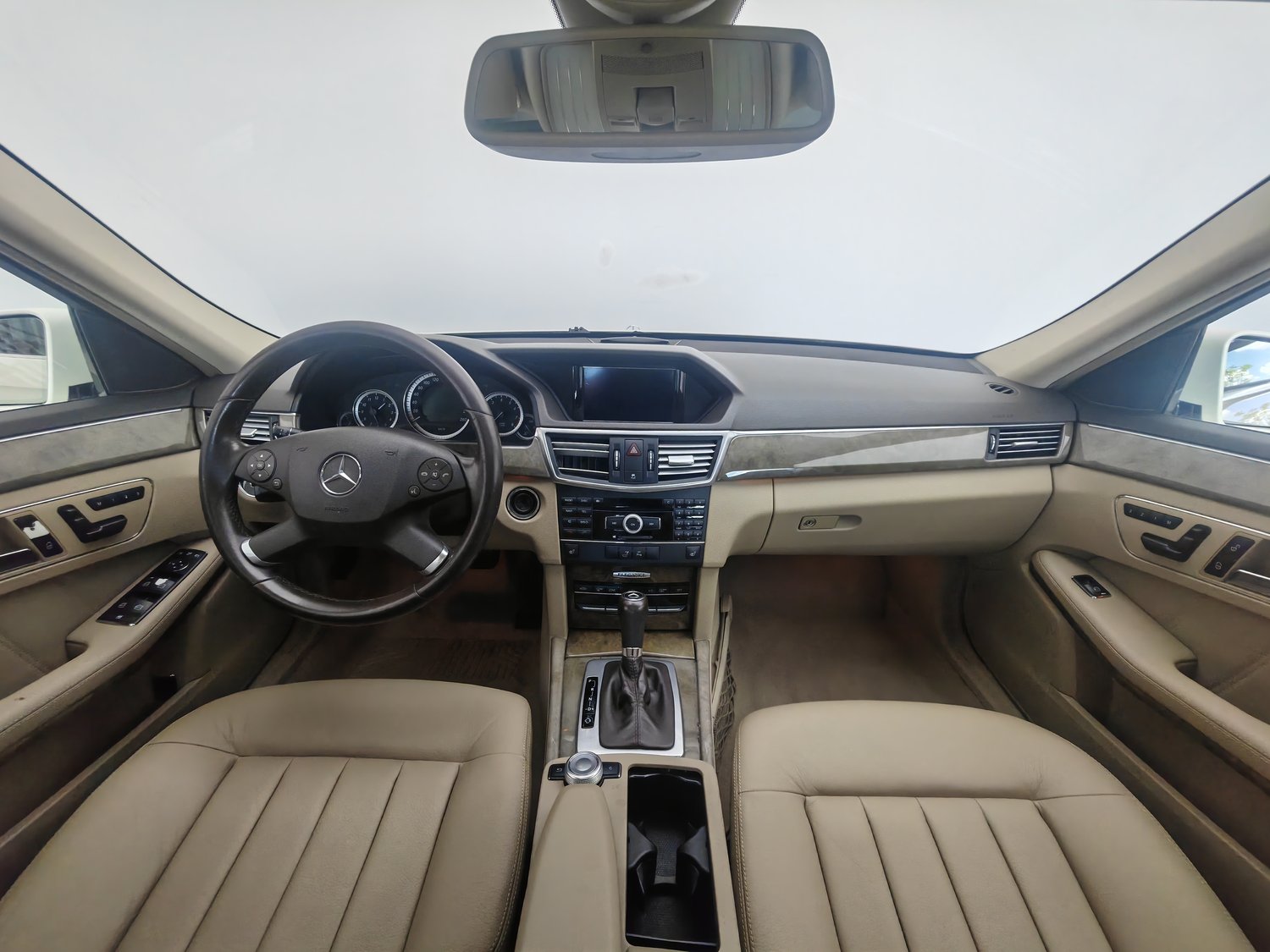 Used Mercedes-Benz E-Class (Import) 2010 1.8 AT
