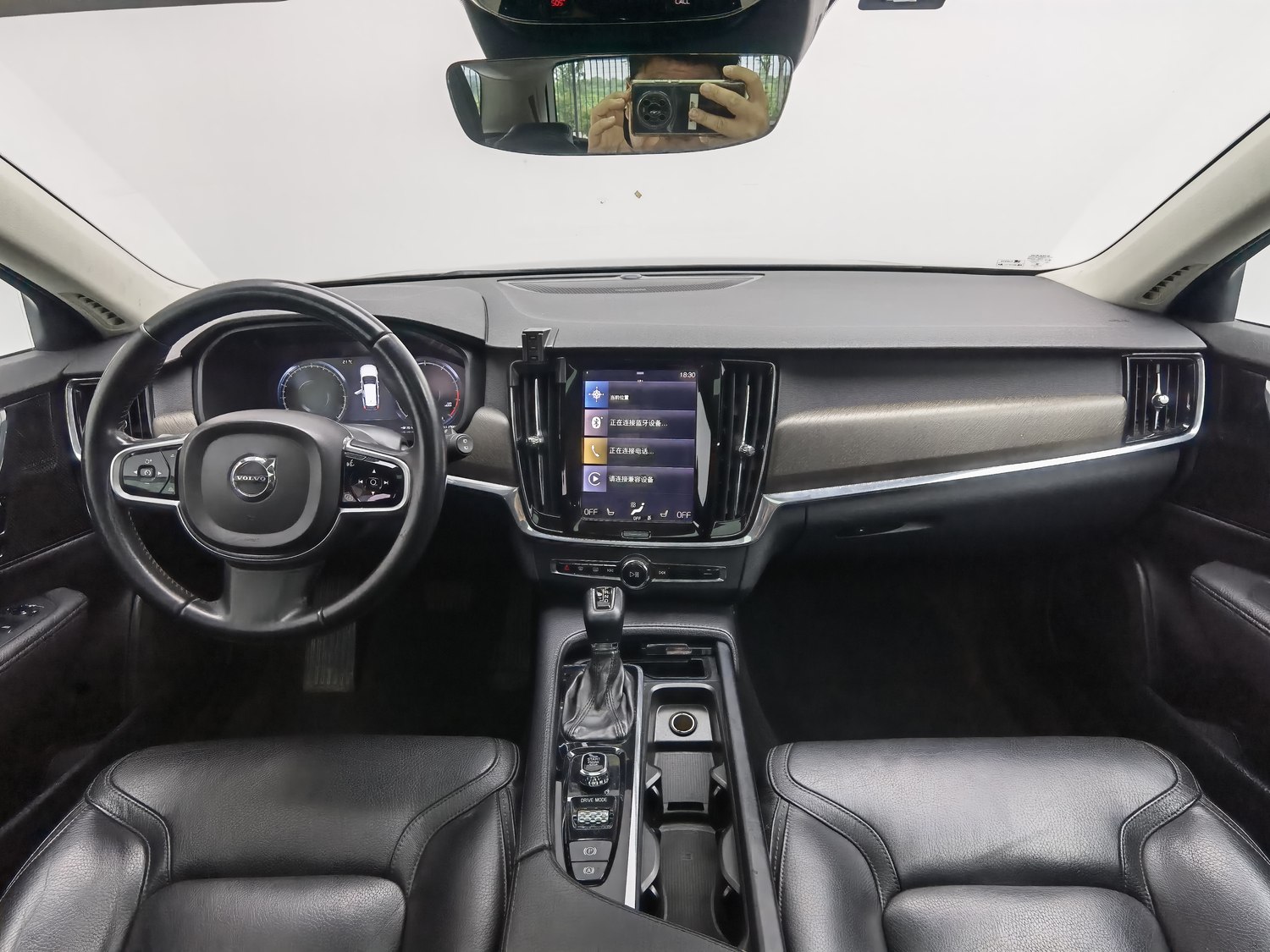 Used Volvo V90 2019 2.0 AT