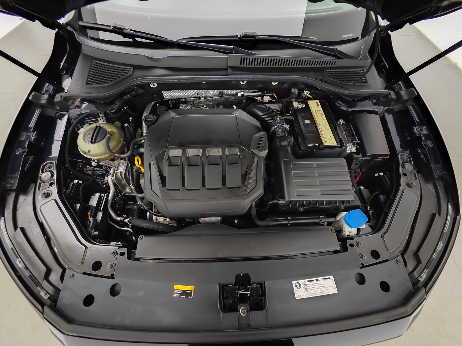 Used Volkswagen Passat 2022 2.0 AT