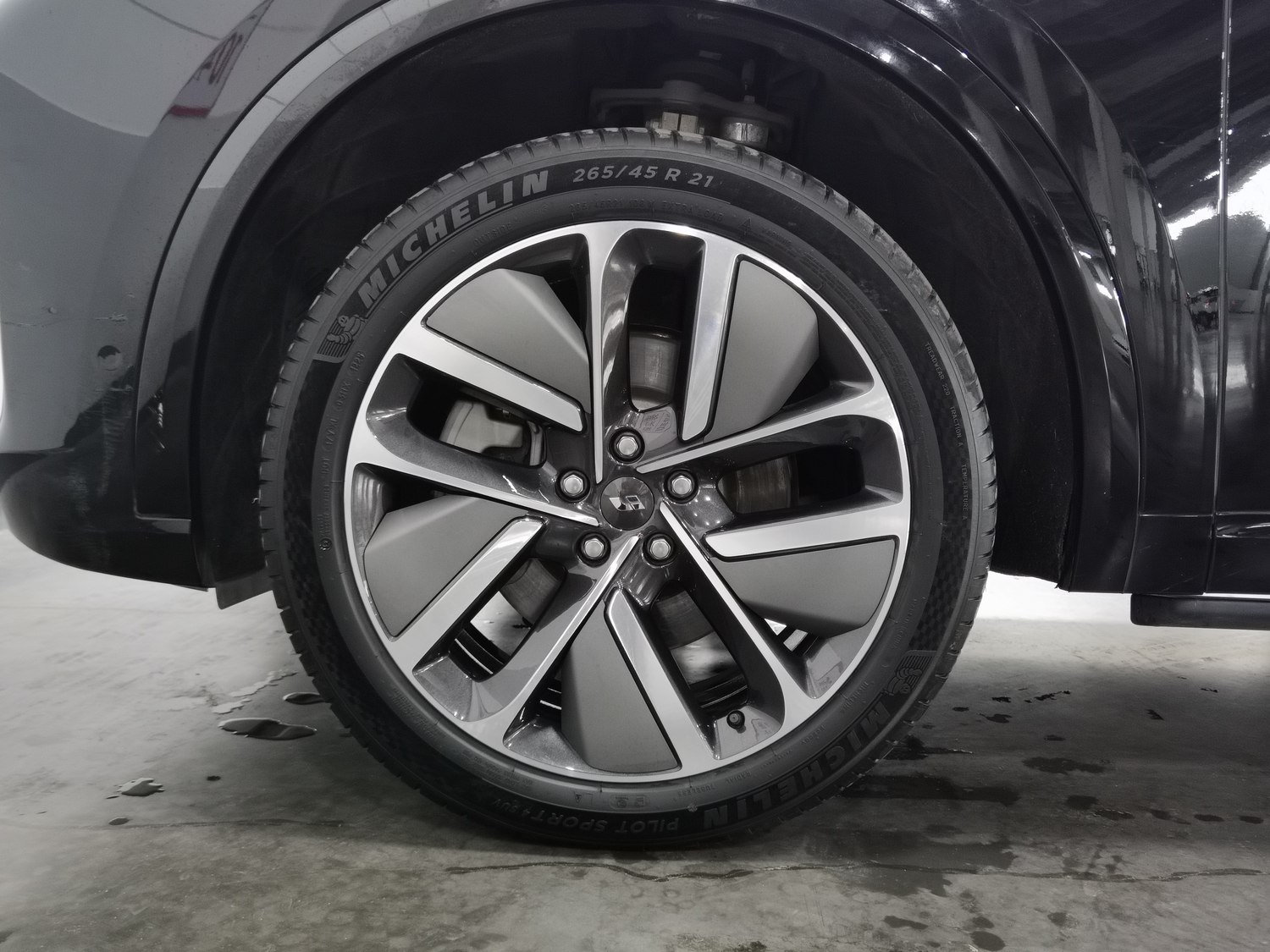 Used Li Auto L9 2024 1.5 AT