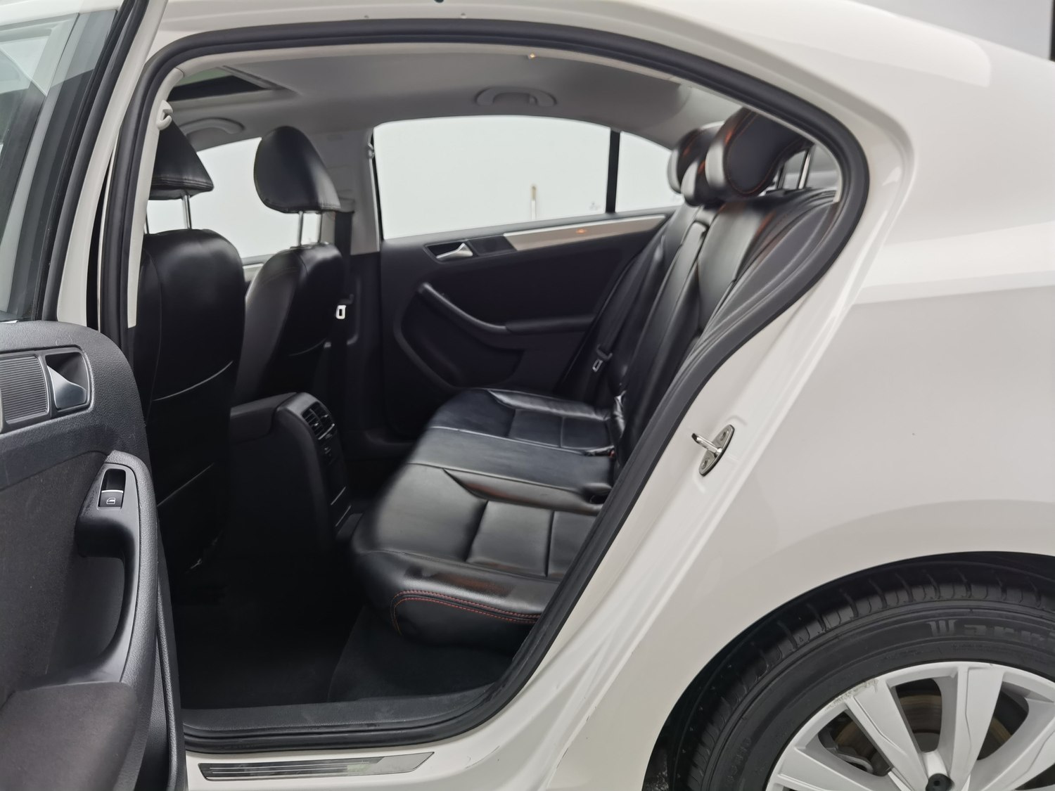 Used Volkswagen Sagitar 2014 1.6 AT