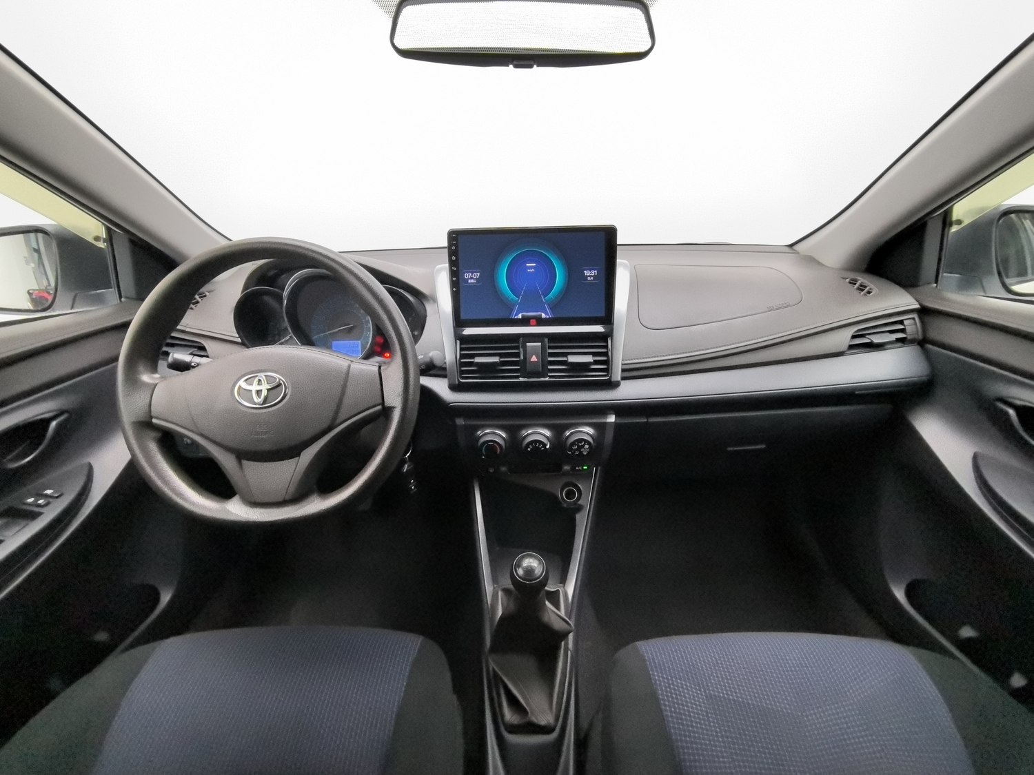 Used Toyota YARiS L 2014 1.3 MT