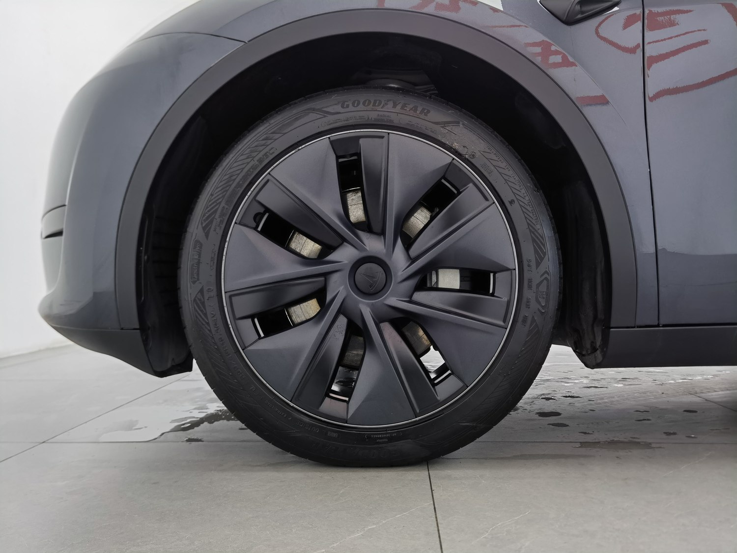 Used Tesla Model Y 2024