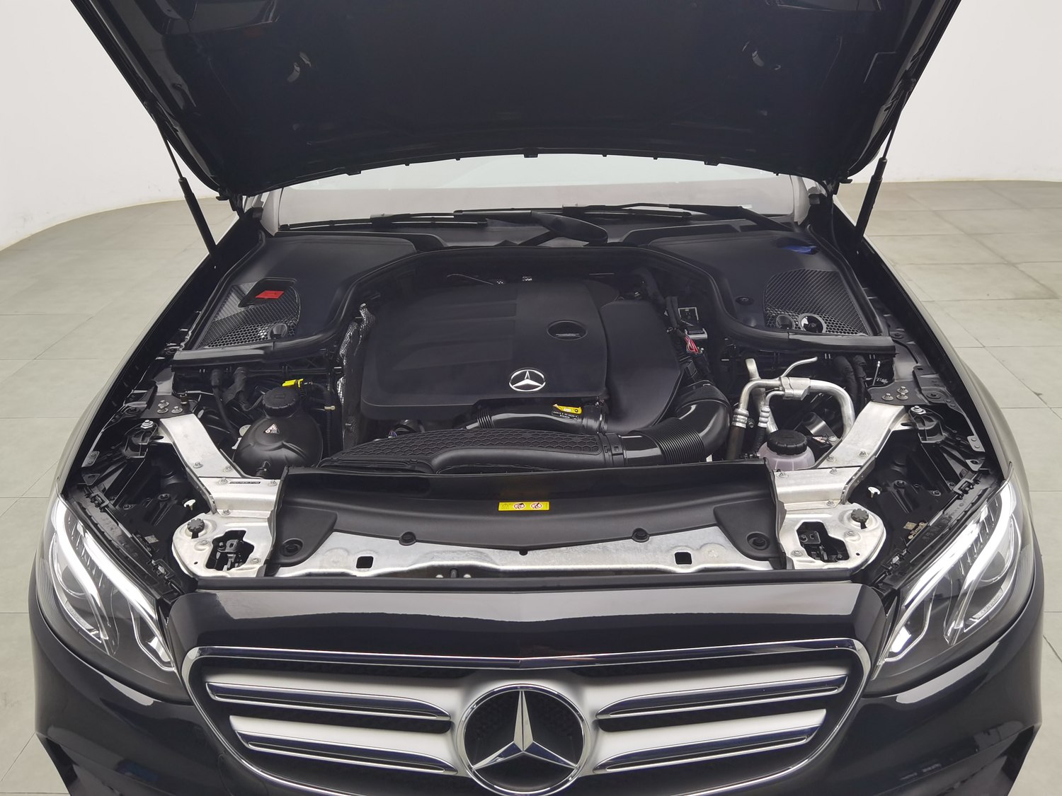 Used Mercedes-Benz E-Class 2019 1.5 AT