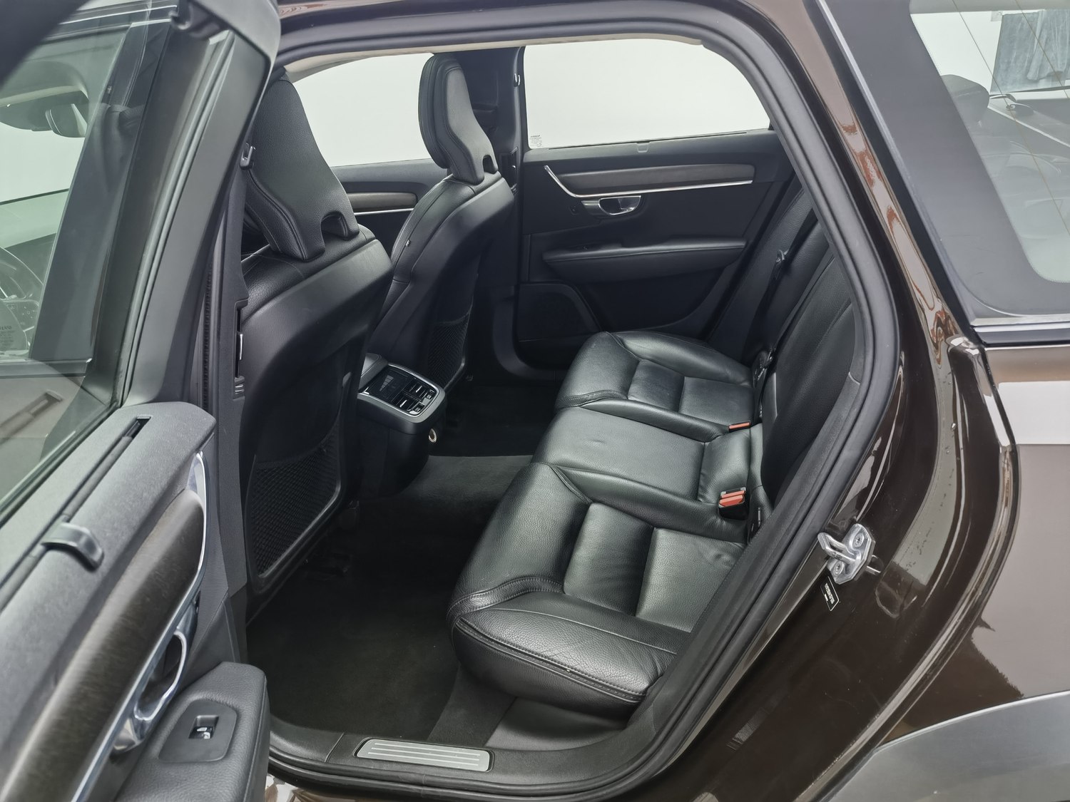 Used Volvo V90 2019 2.0 AT