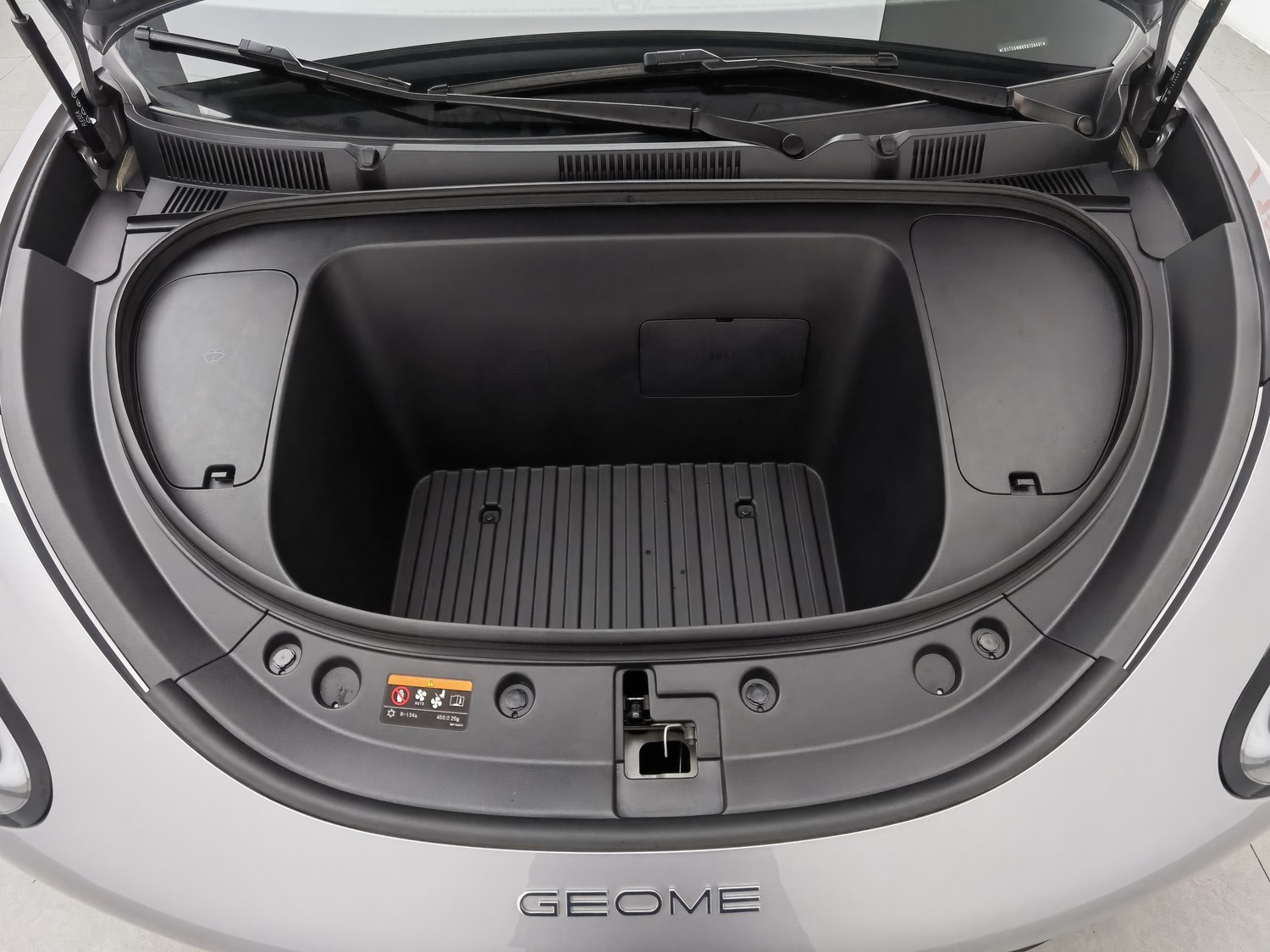 Used Geely Galaxy Wish 2025