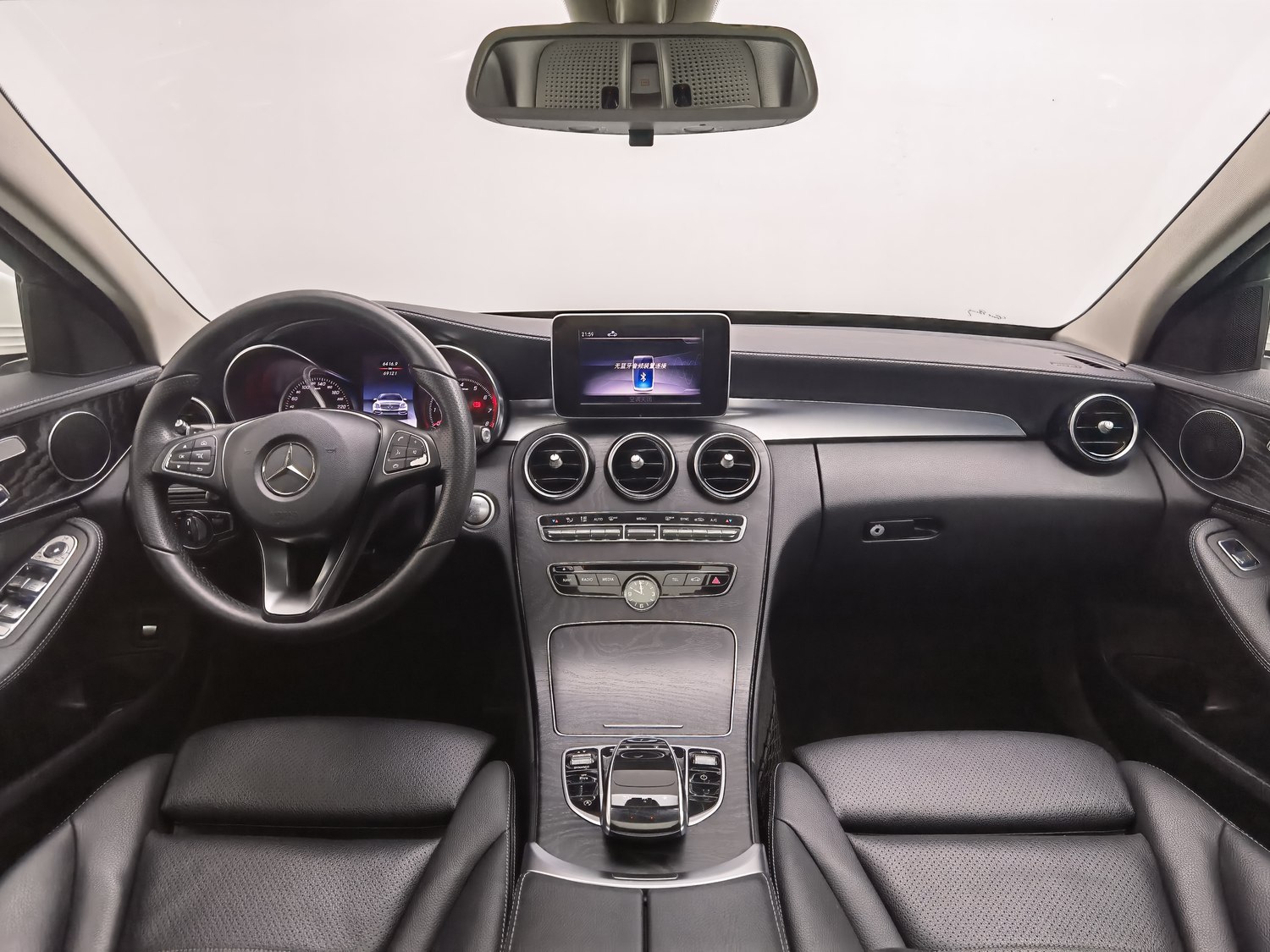 Used Mercedes-Benz C-Class 2018 2.0 AT