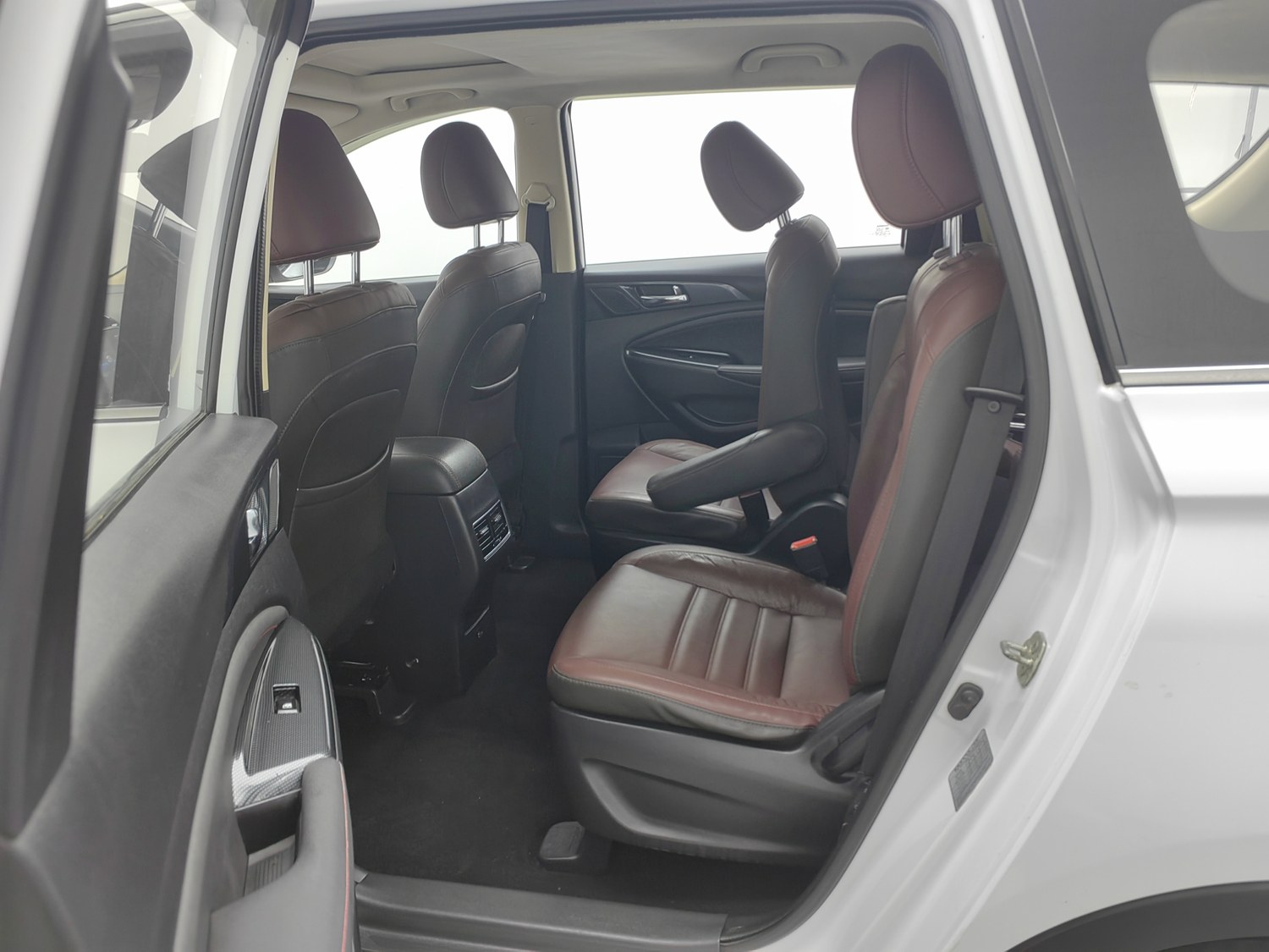 Used Changan Oshan Oshan A800 2017 1.6 MT