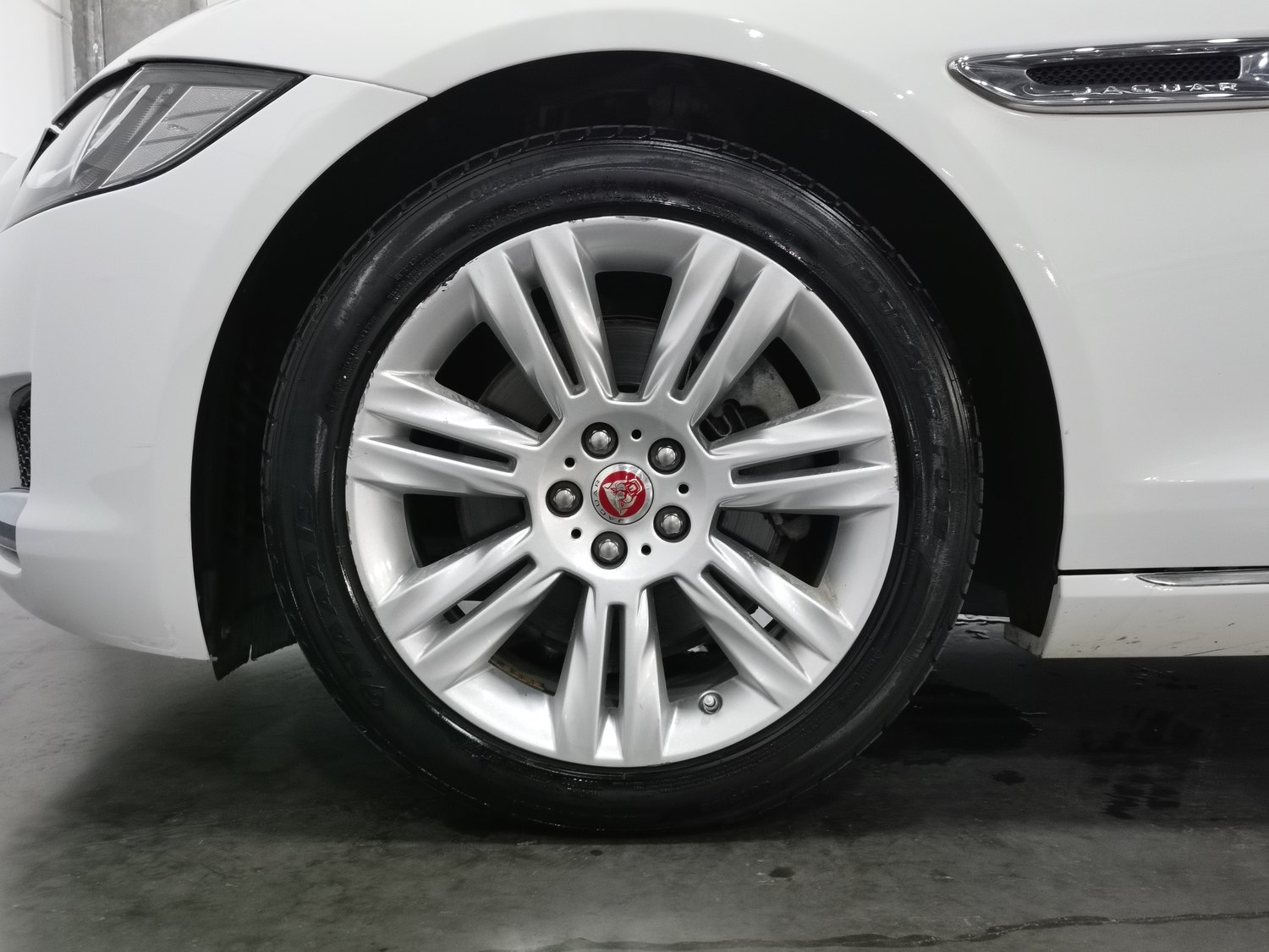 Used Jaguar XFL 2018 2.0 AT