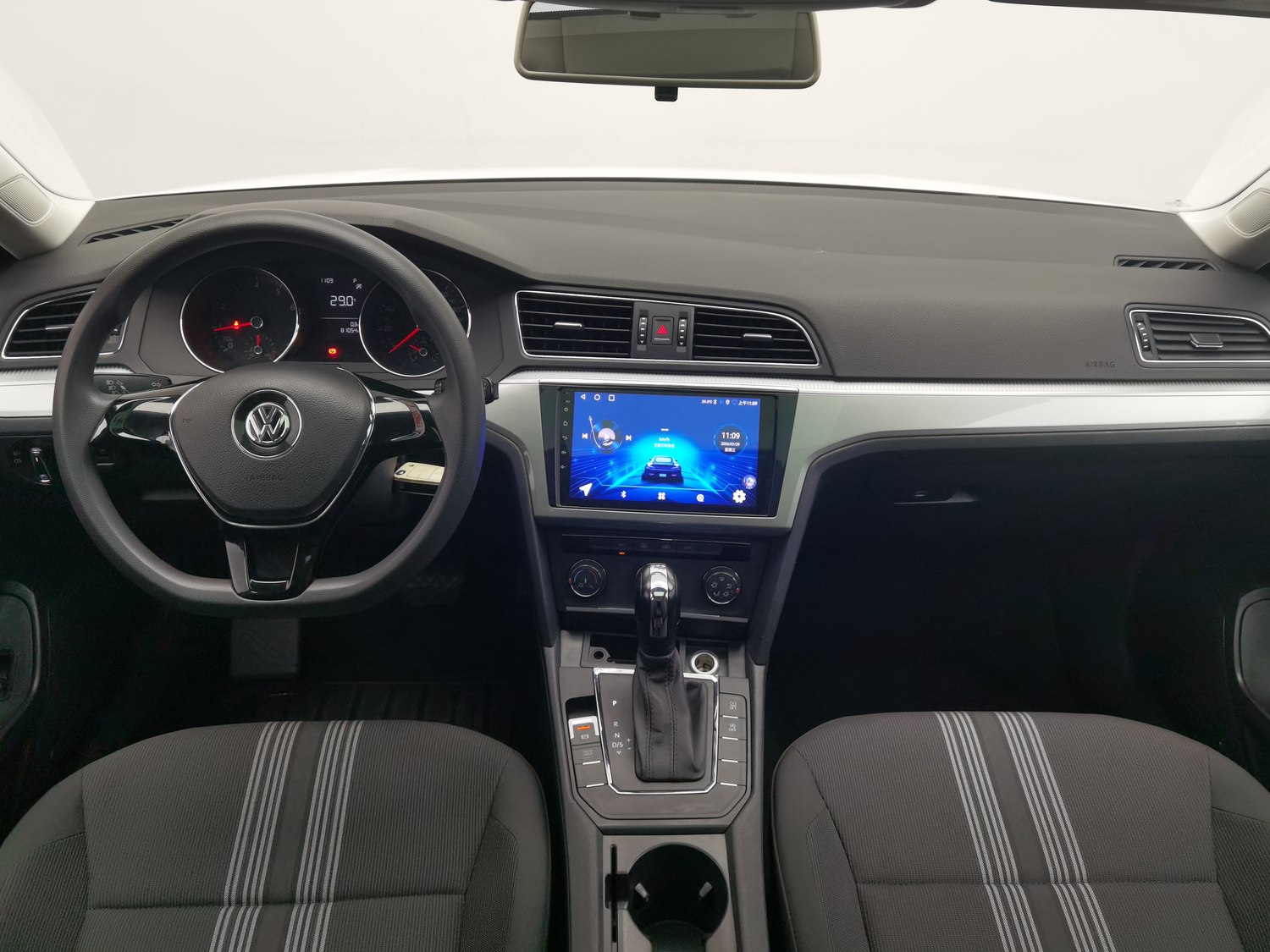 Used Volkswagen Lamando 2017 1.4 AT