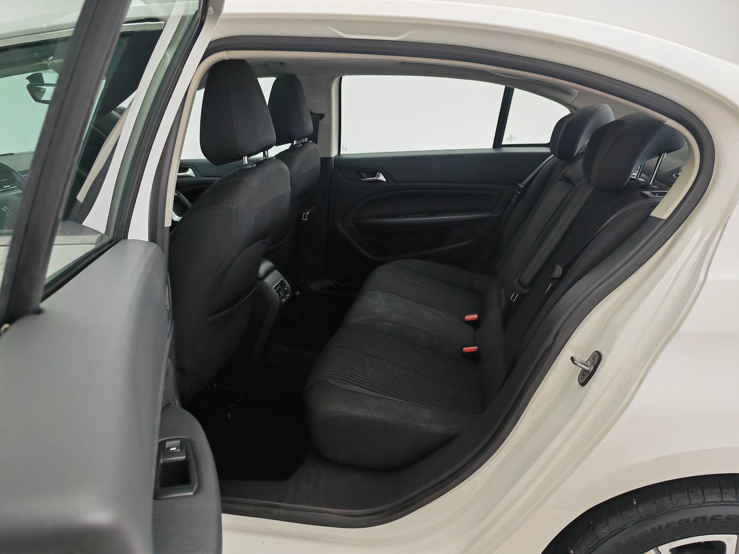 Used Peugeot 408 2014 1.8 AT