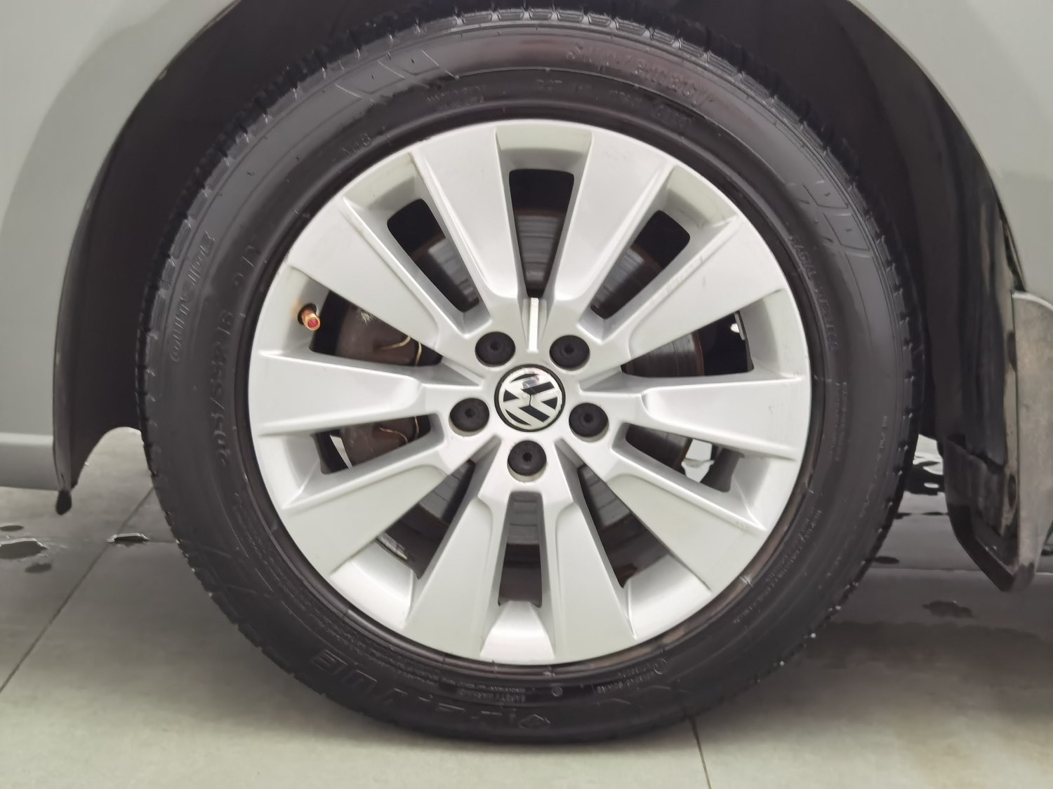 Used Volkswagen Lavida 2013 1.4 MT
