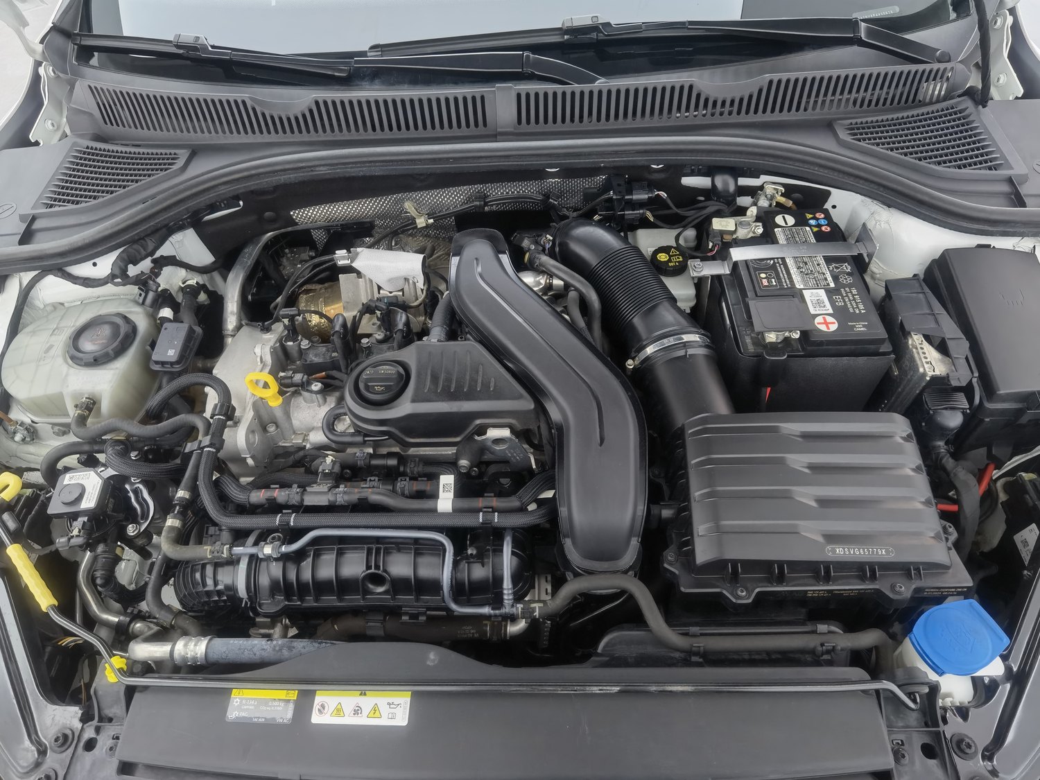 Used Volkswagen Sagitar 2023 1.5 AT
