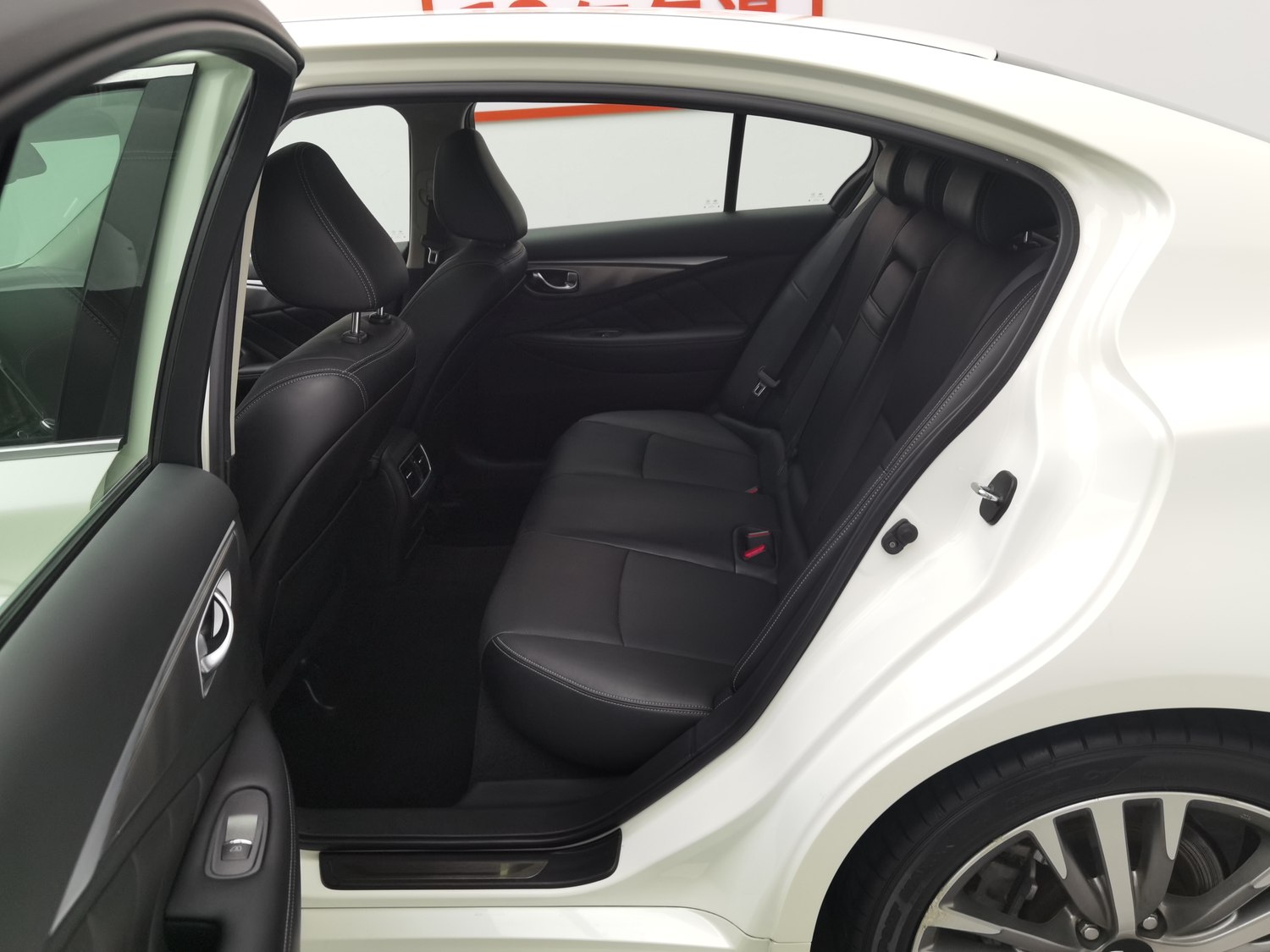 Used Infiniti Q50L 2022 2.0 AT