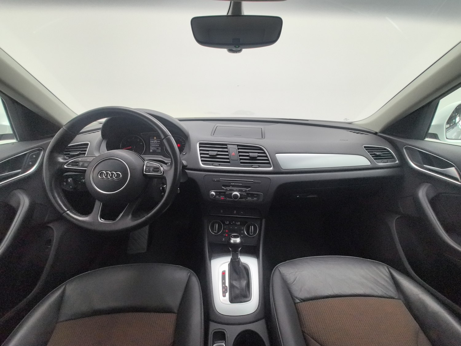 Used Audi Q3 2017 1.4 AT