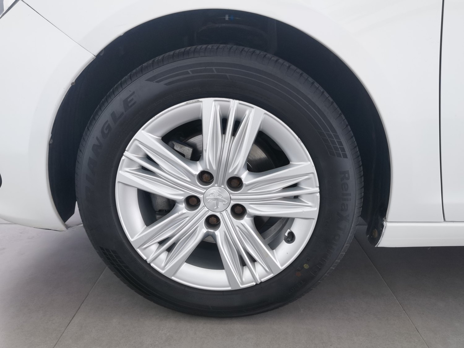 Used Peugeot 308 2019 1.2 AT