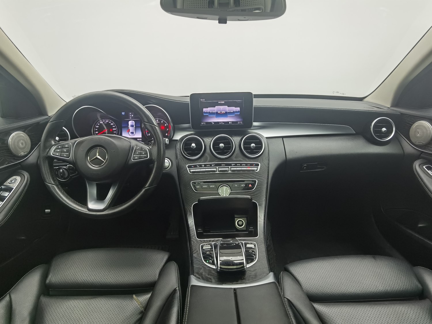 Used Mercedes-Benz C-Class 2018 2.0 AT