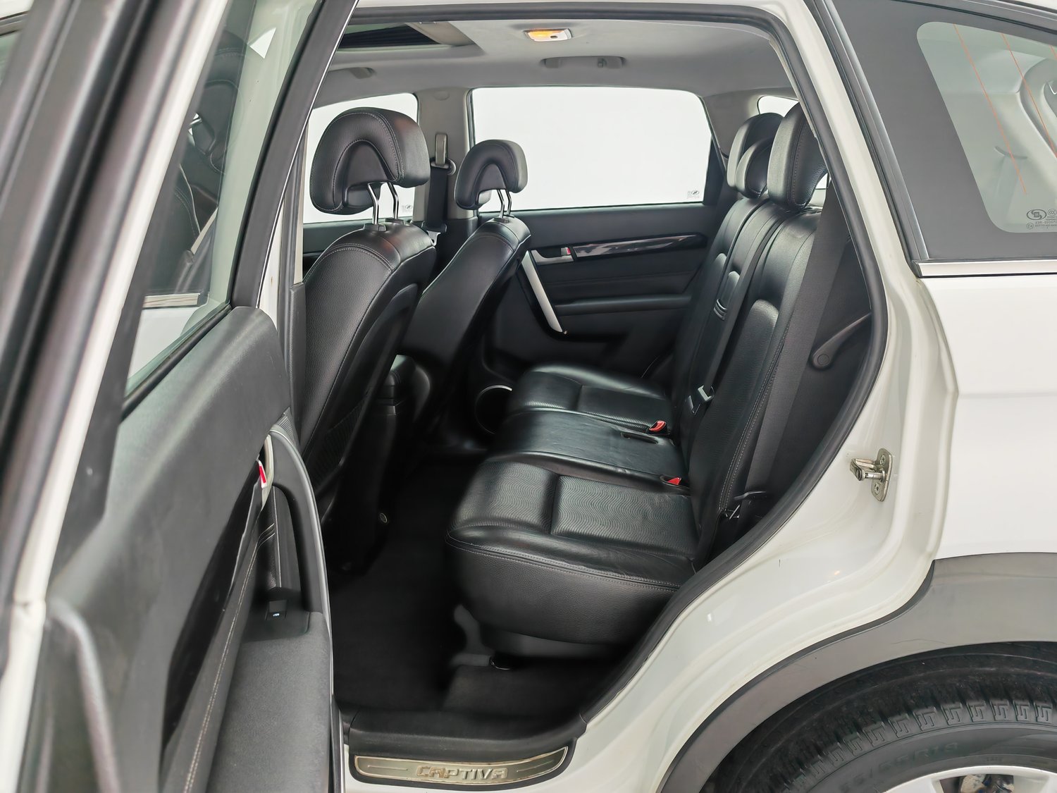 Used Chevrolet Captiva 2014 2.4 AT