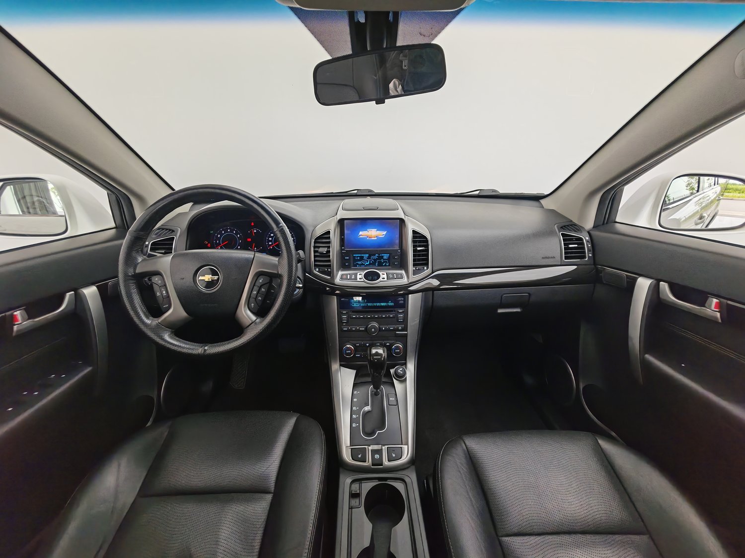 Used Chevrolet Captiva 2014 2.4 AT