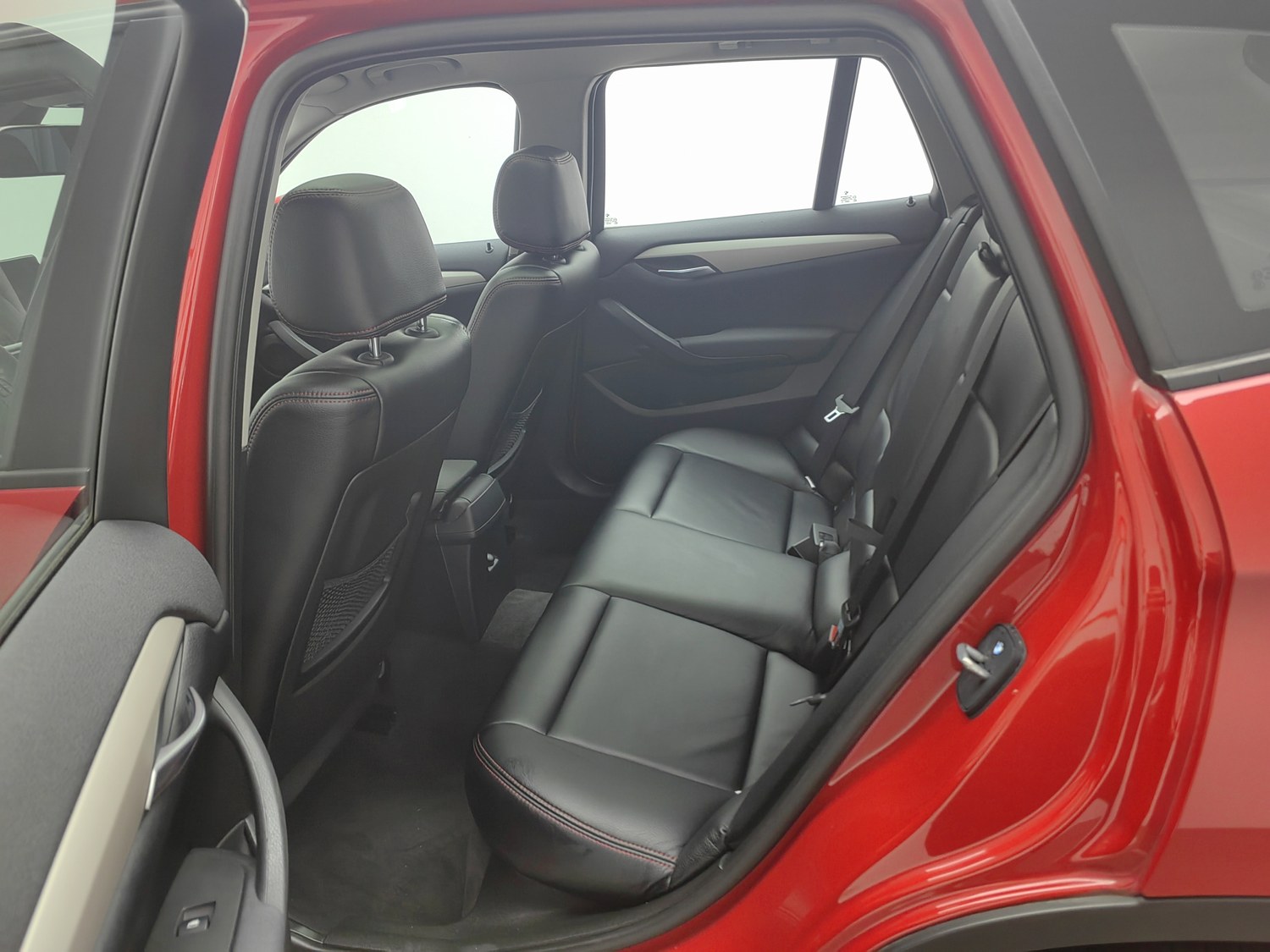 Used BMW X1 2013 2.0 AT