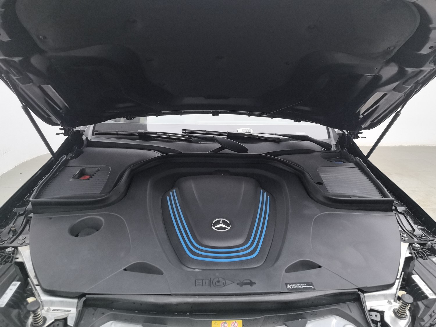Used Mercedes-Benz EQC 2021