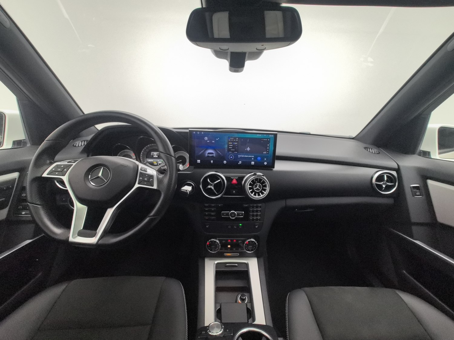 Used Mercedes-Benz GLK-Class 2015 2.0 AT
