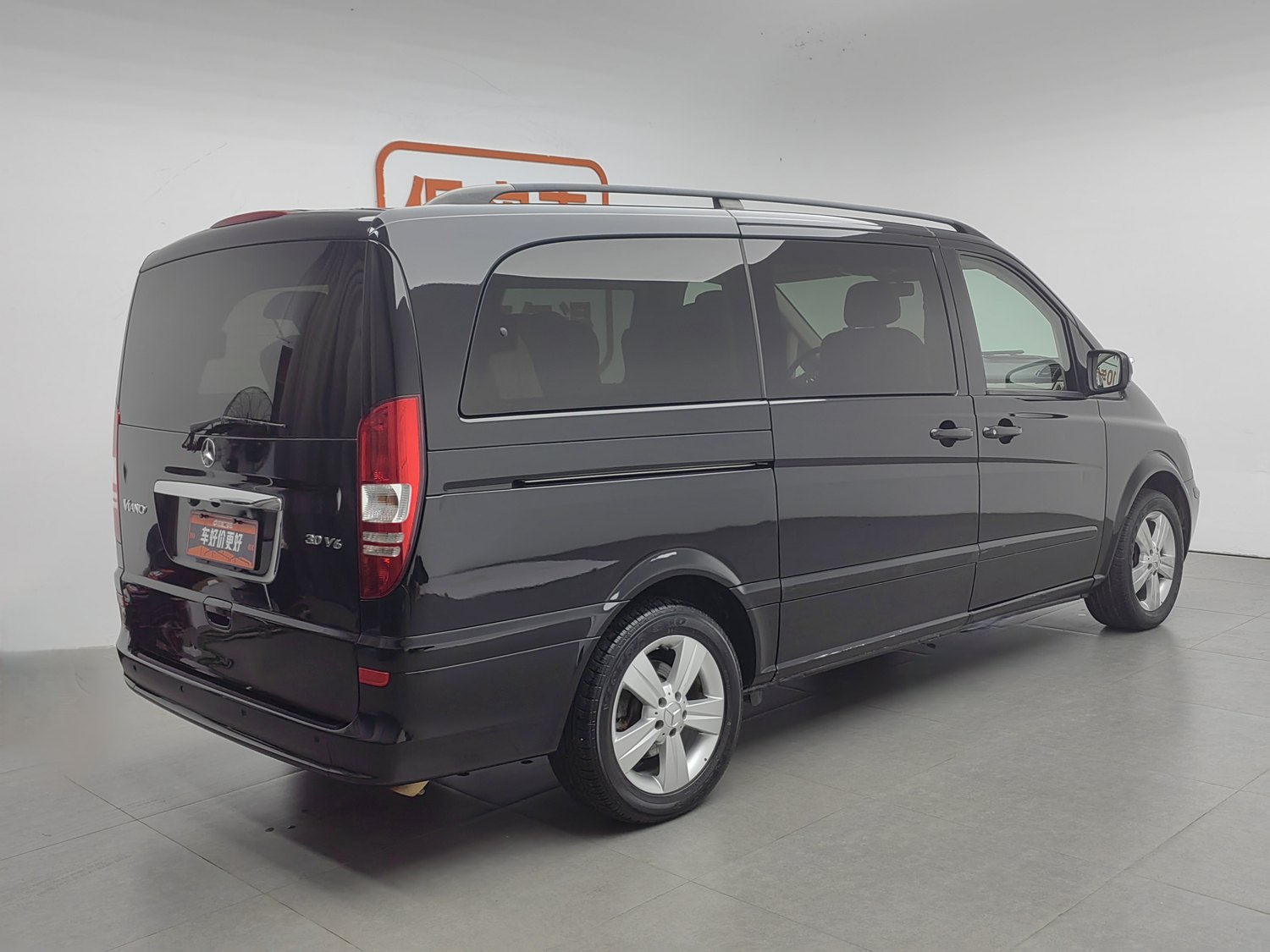Used Mercedes-Benz Viano 2013 3.0 AT