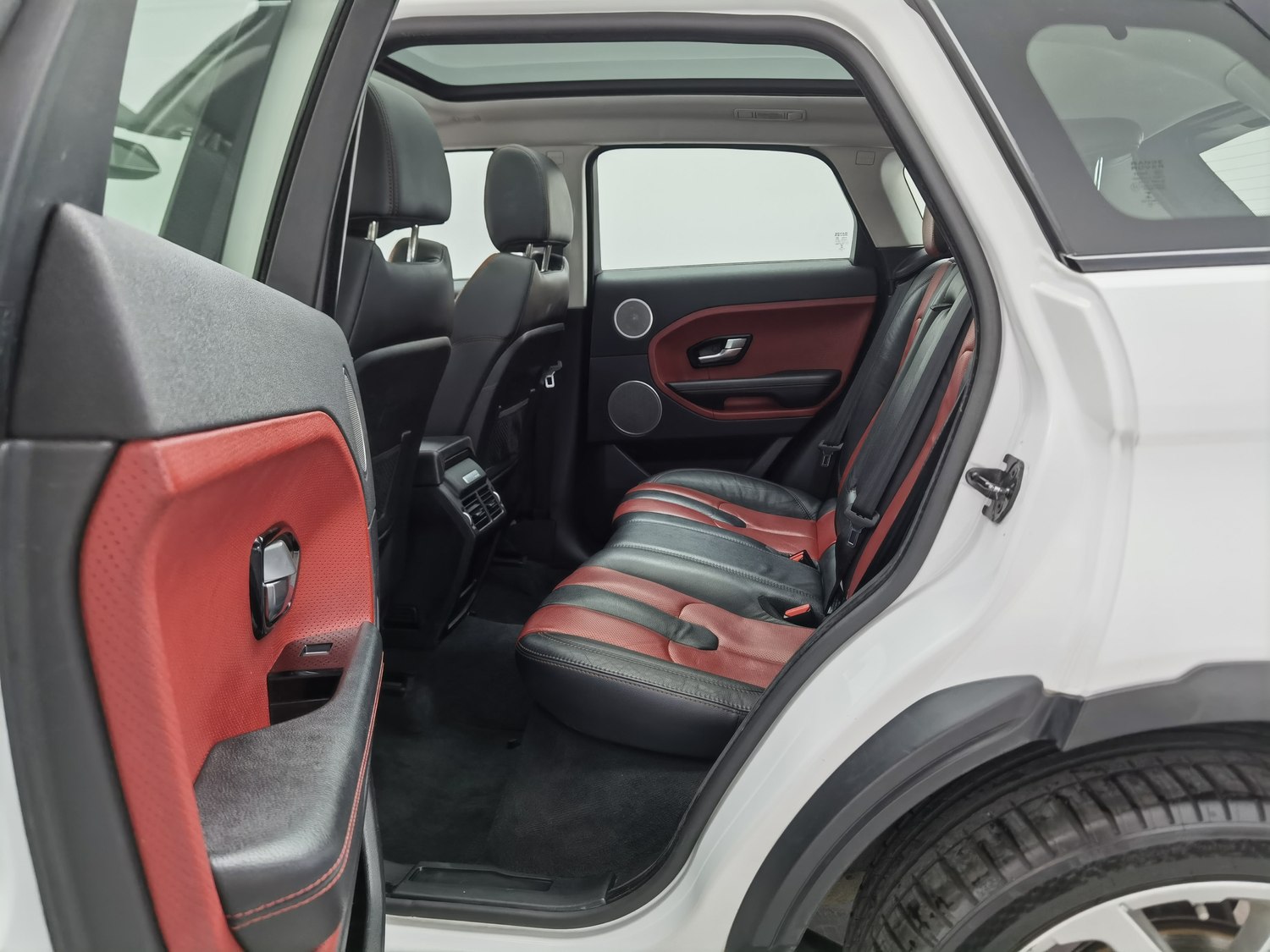 Used Land Rover Range Rover Evoque (Import) 2014 2.0 AT