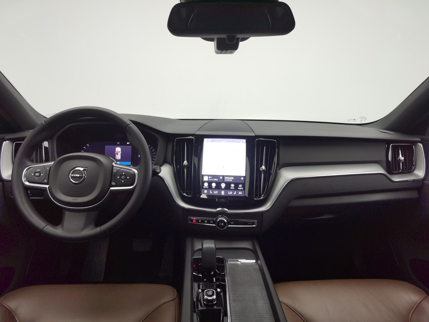Used Volvo XC60 2024 2.0 AT