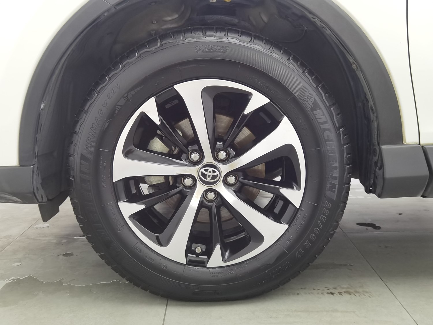 Used Toyota RAV4 2019 2.0 AT