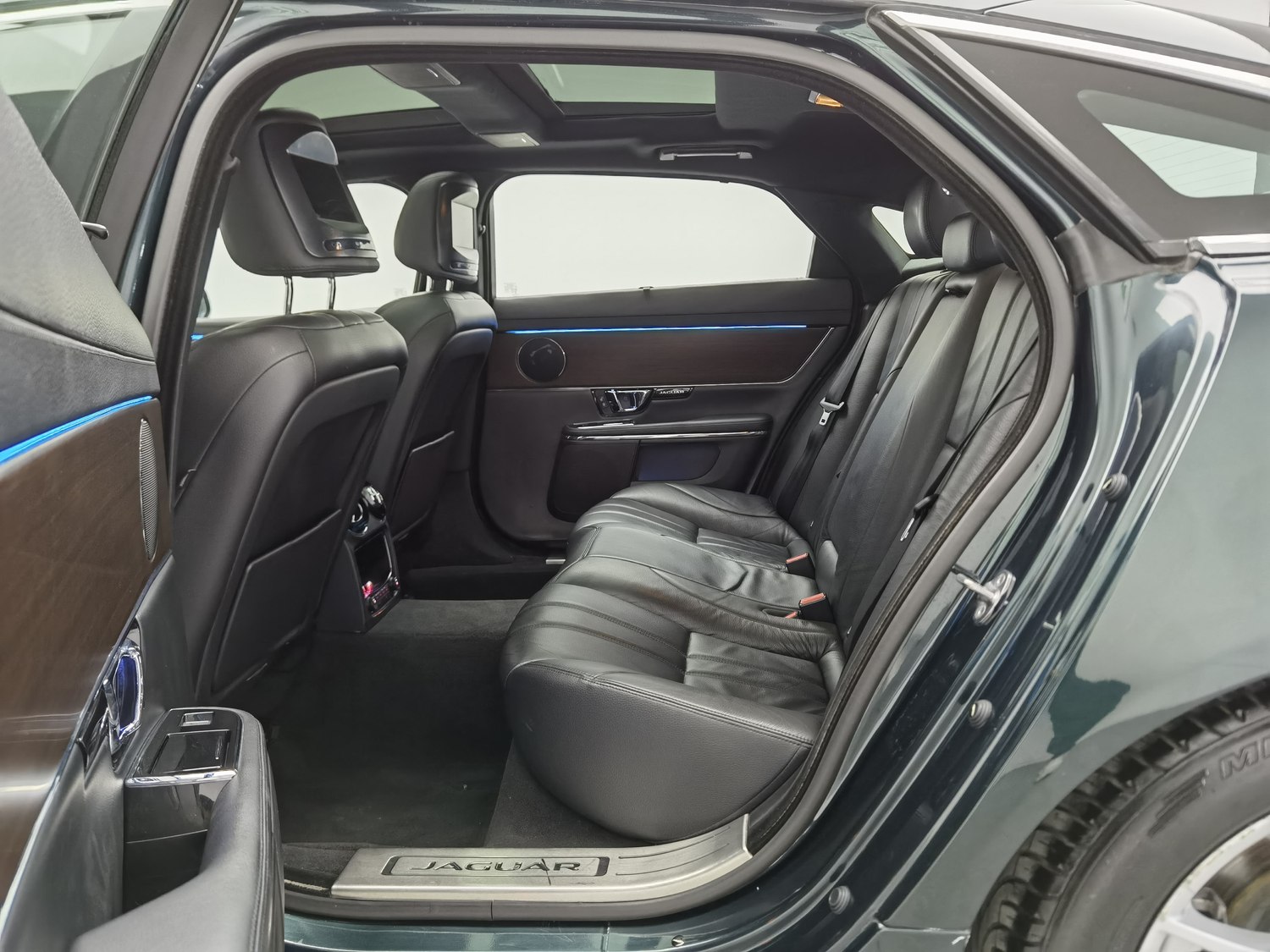Used Jaguar XJ 2014 2.0 AT