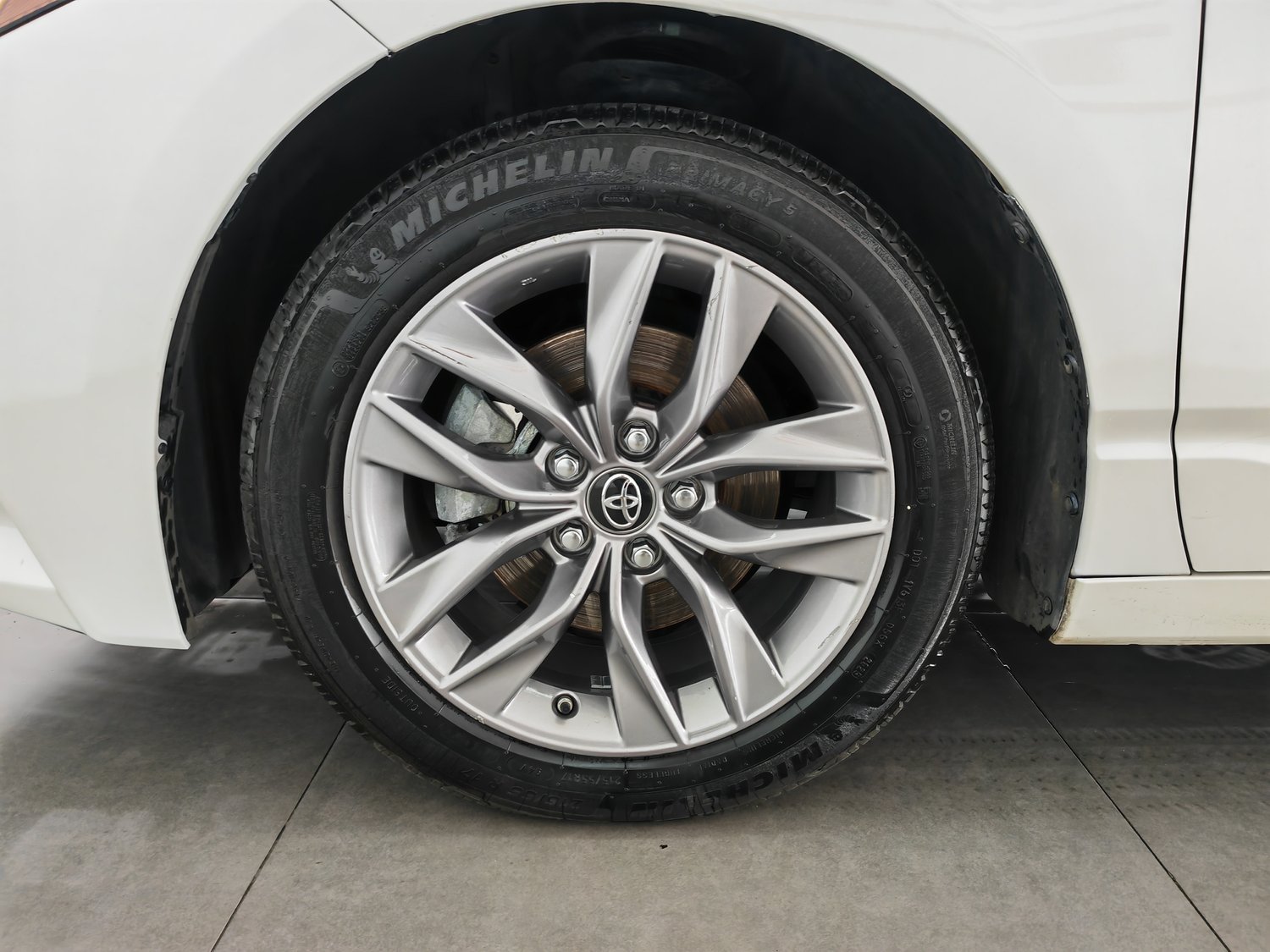 Used Toyota Avalon 2019 2.5 AT