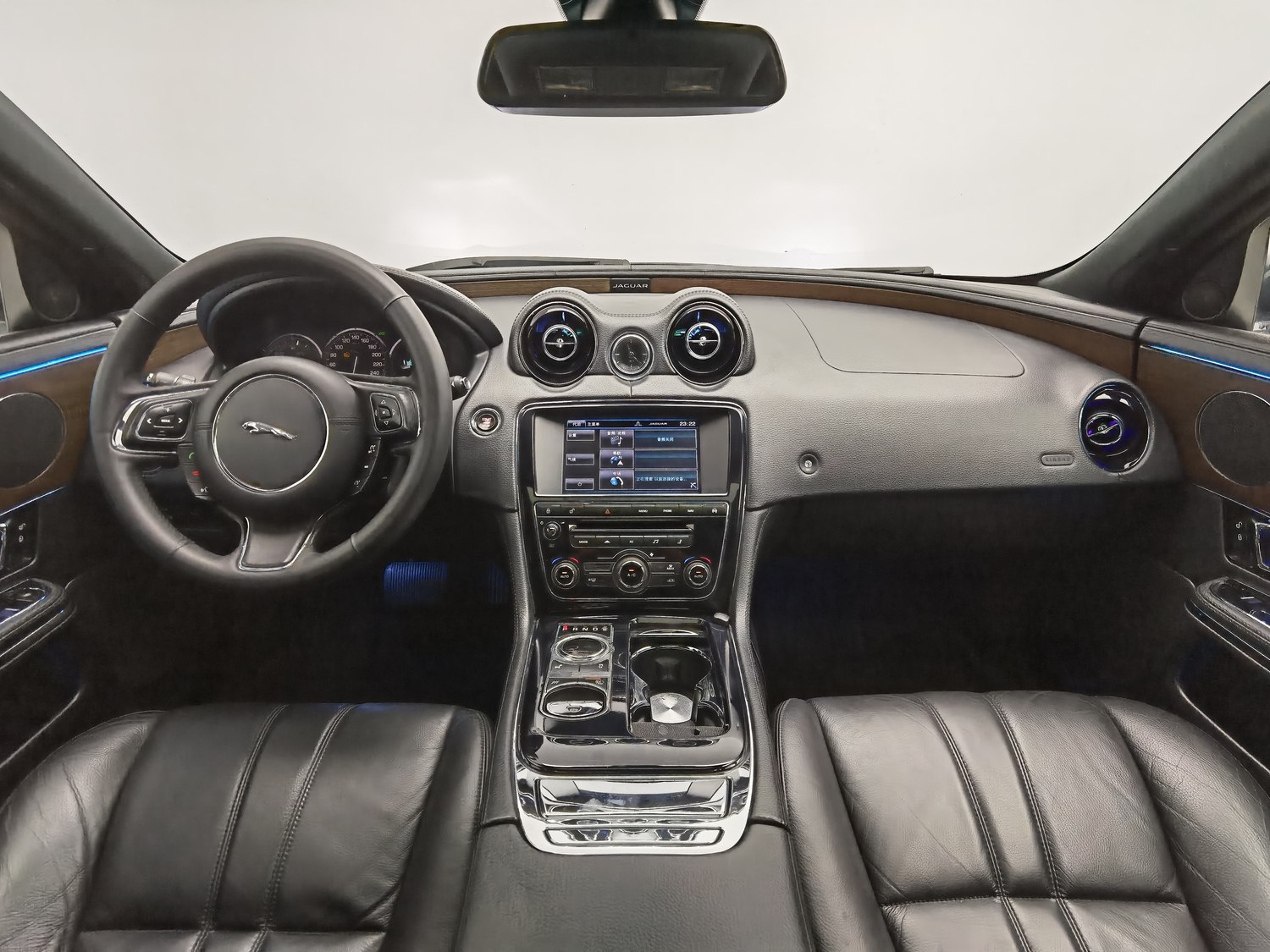 Used Jaguar XJ 2014 2.0 AT