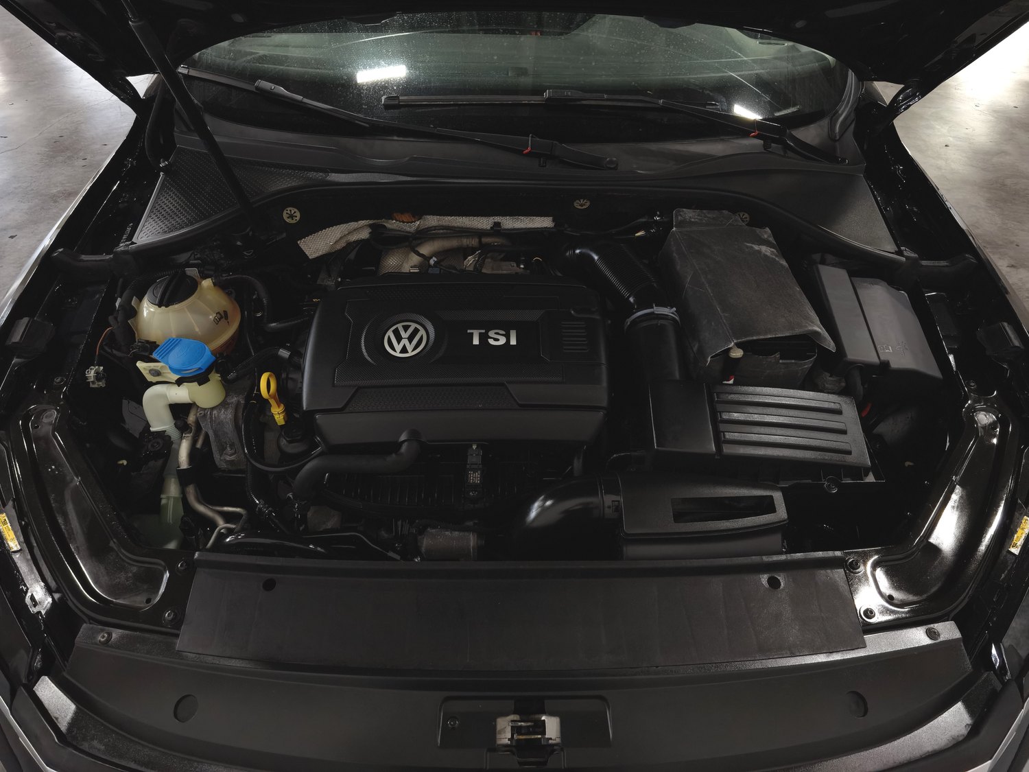 Used Volkswagen Passat 2017 1.8 AT