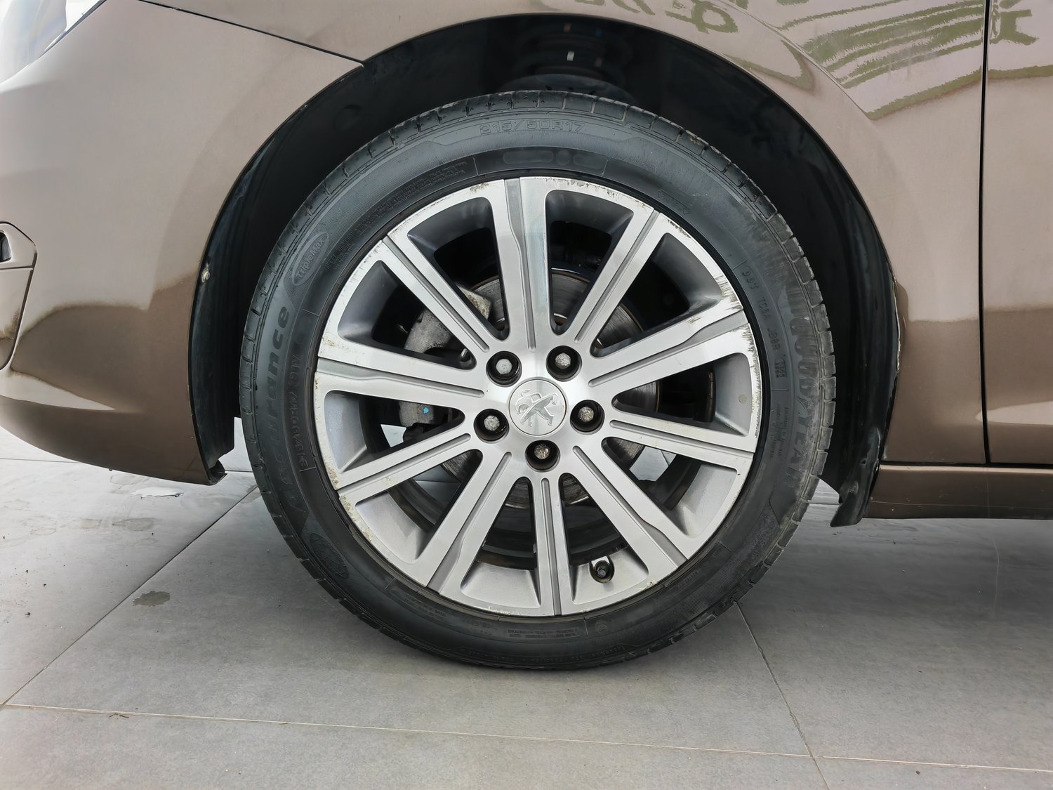 Used Peugeot 408 2015 1.2 AT