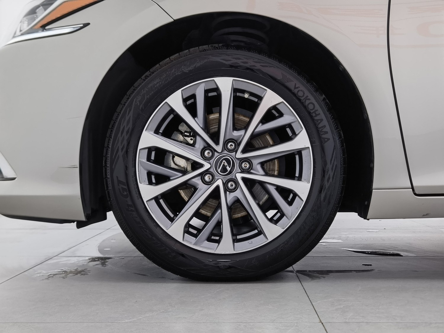 Used Lexus ES 2023 2.0 AT