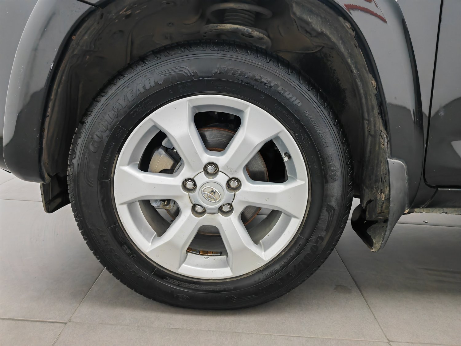 Used Toyota RAV4 2009 2.4 AT