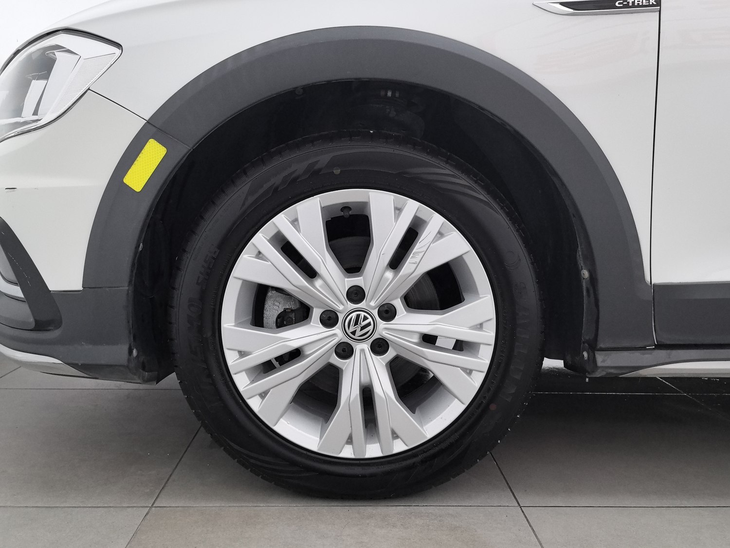 Used Volkswagen C-TREK 2017 1.6 AT