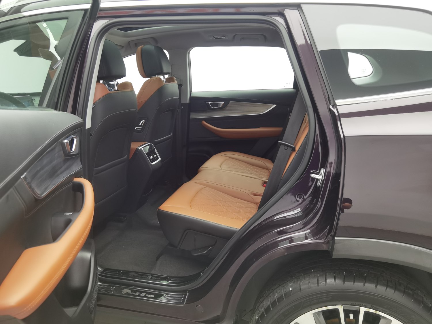 Used Chery Tiggo 8 PLUS 2022 2.0 AT