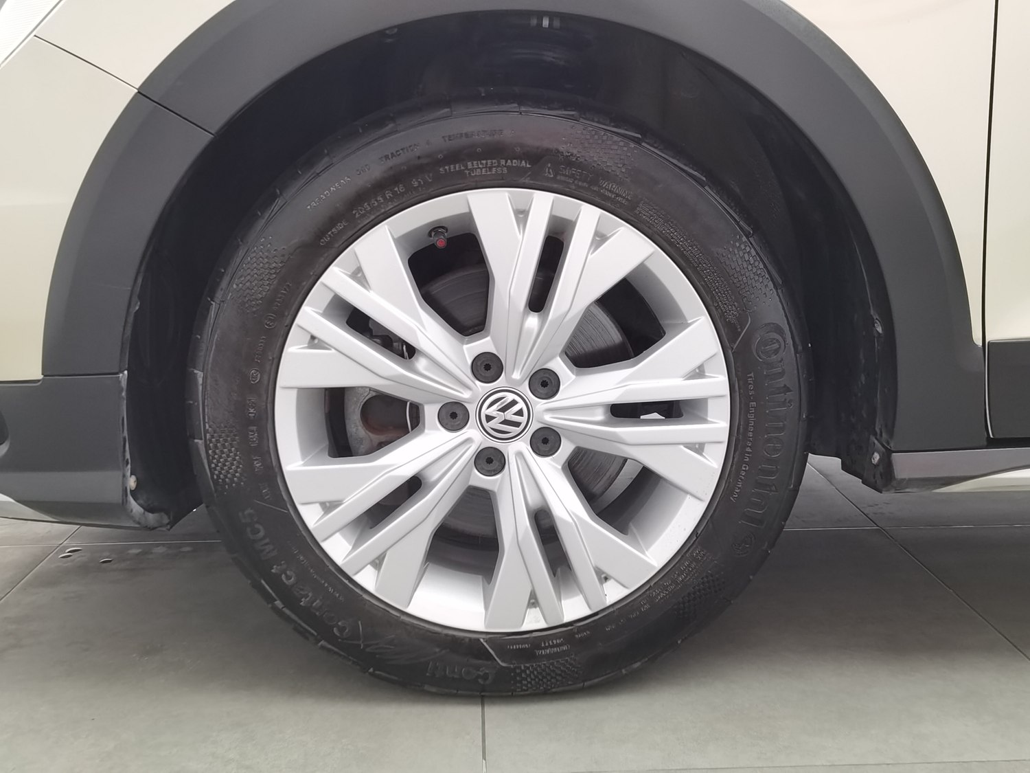 Used Volkswagen C-TREK 2018 1.4 AT