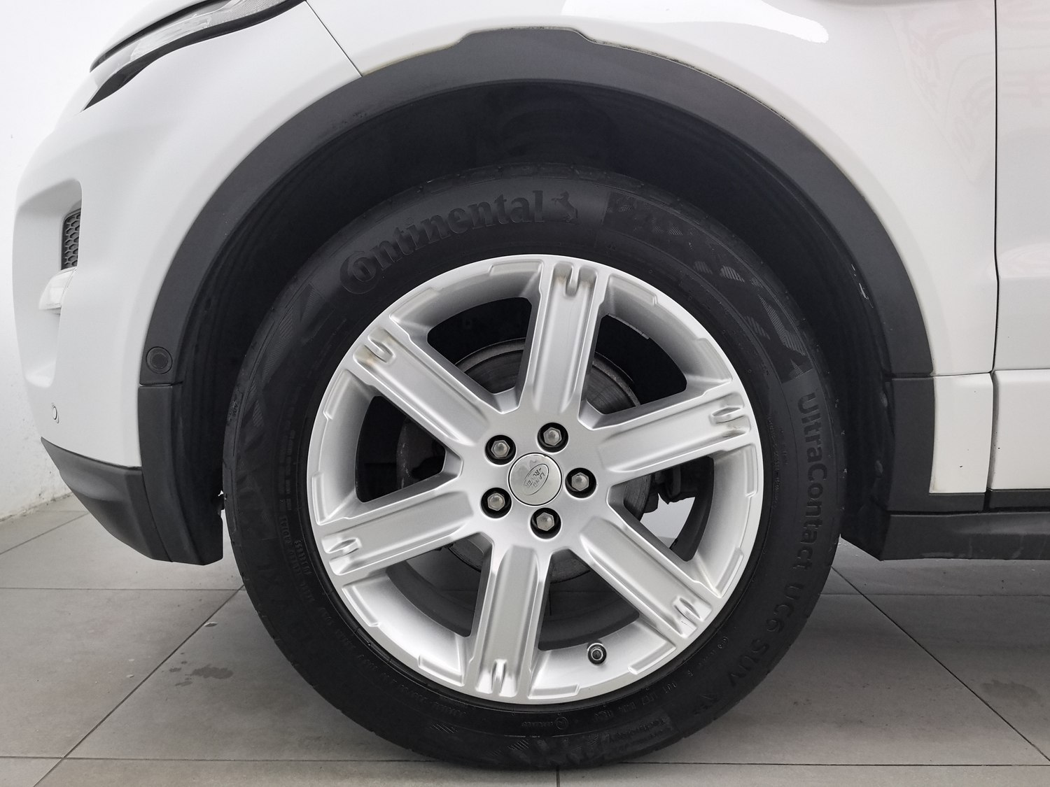 Used Land Rover Range Rover Evoque 2015 2.0 AT