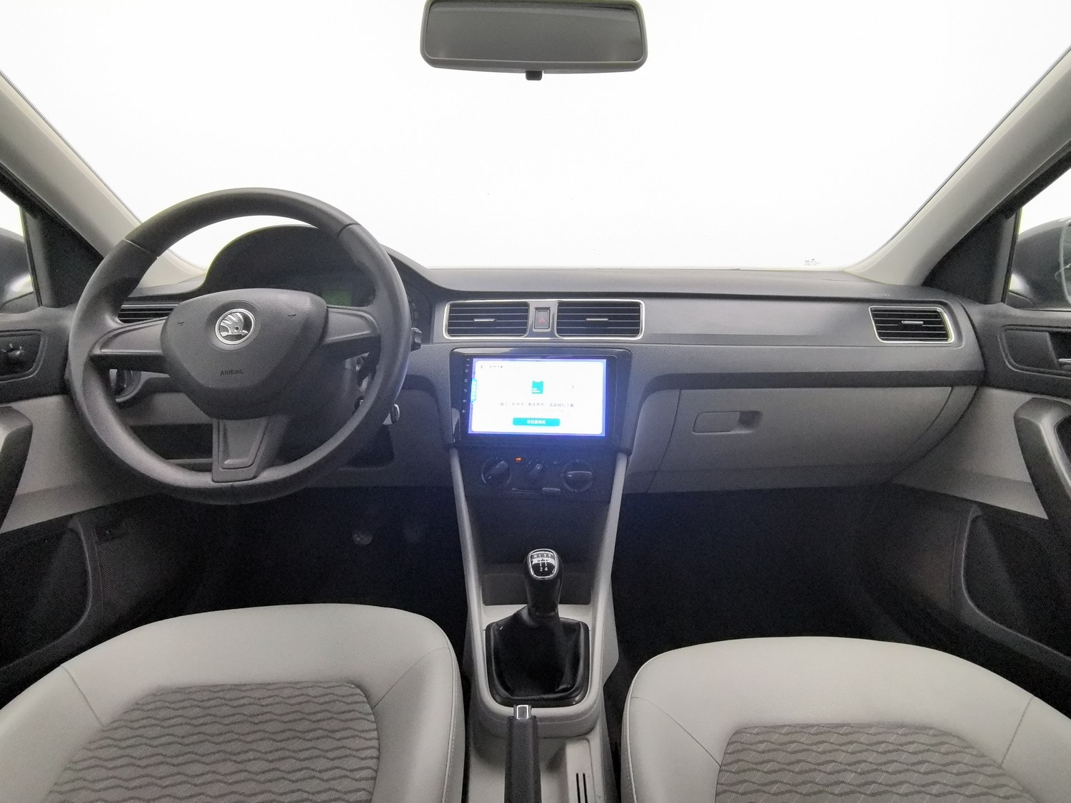 Used Skoda Rapid 2015 1.6 MT