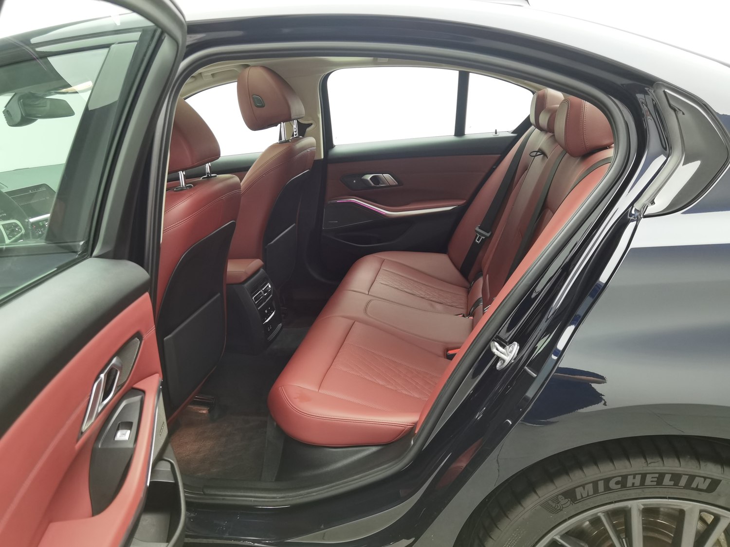 Used BMW THE3 2022 2.0 AT