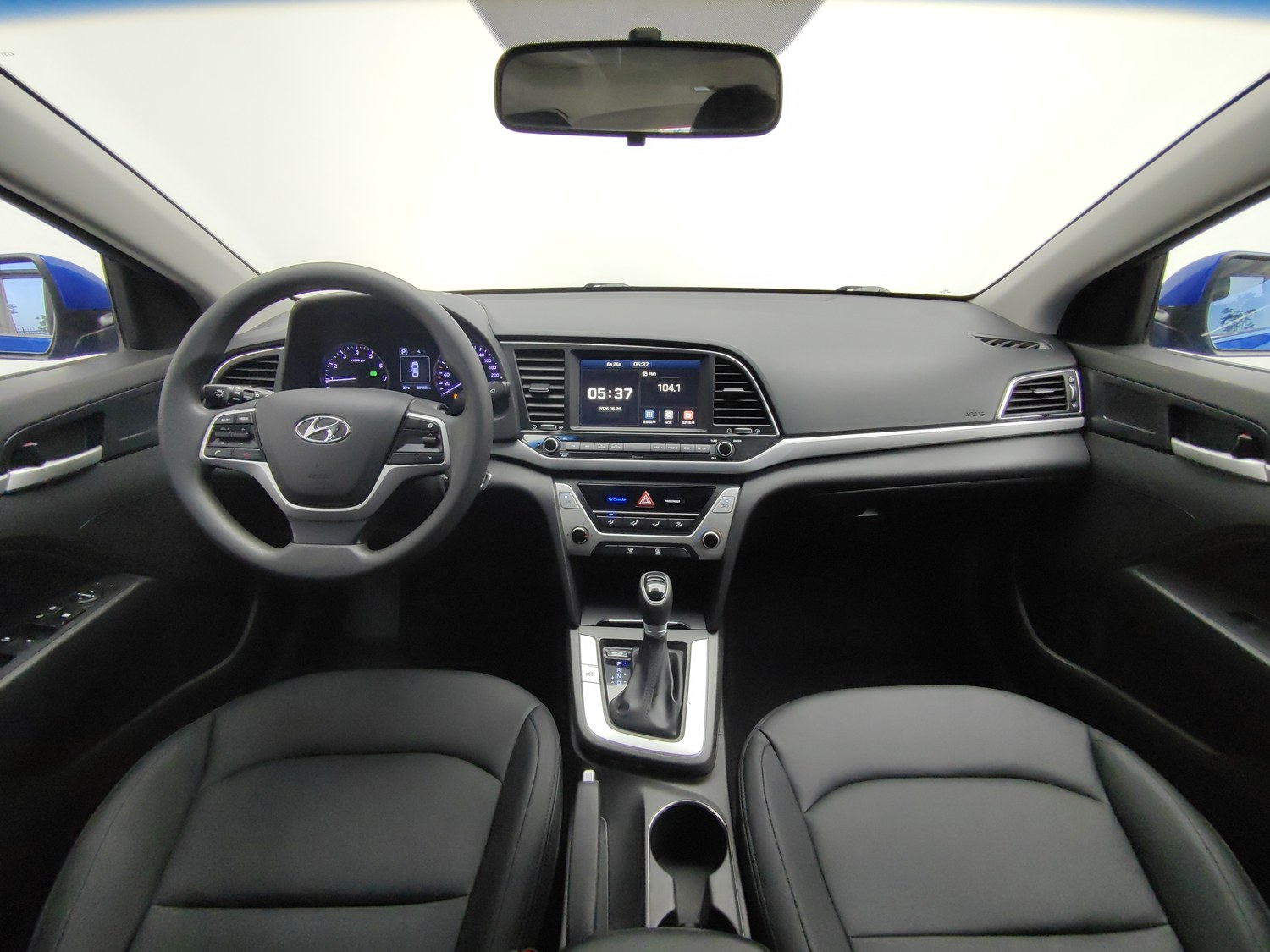 Used Hyundai Elantra 2016 1.6 AT